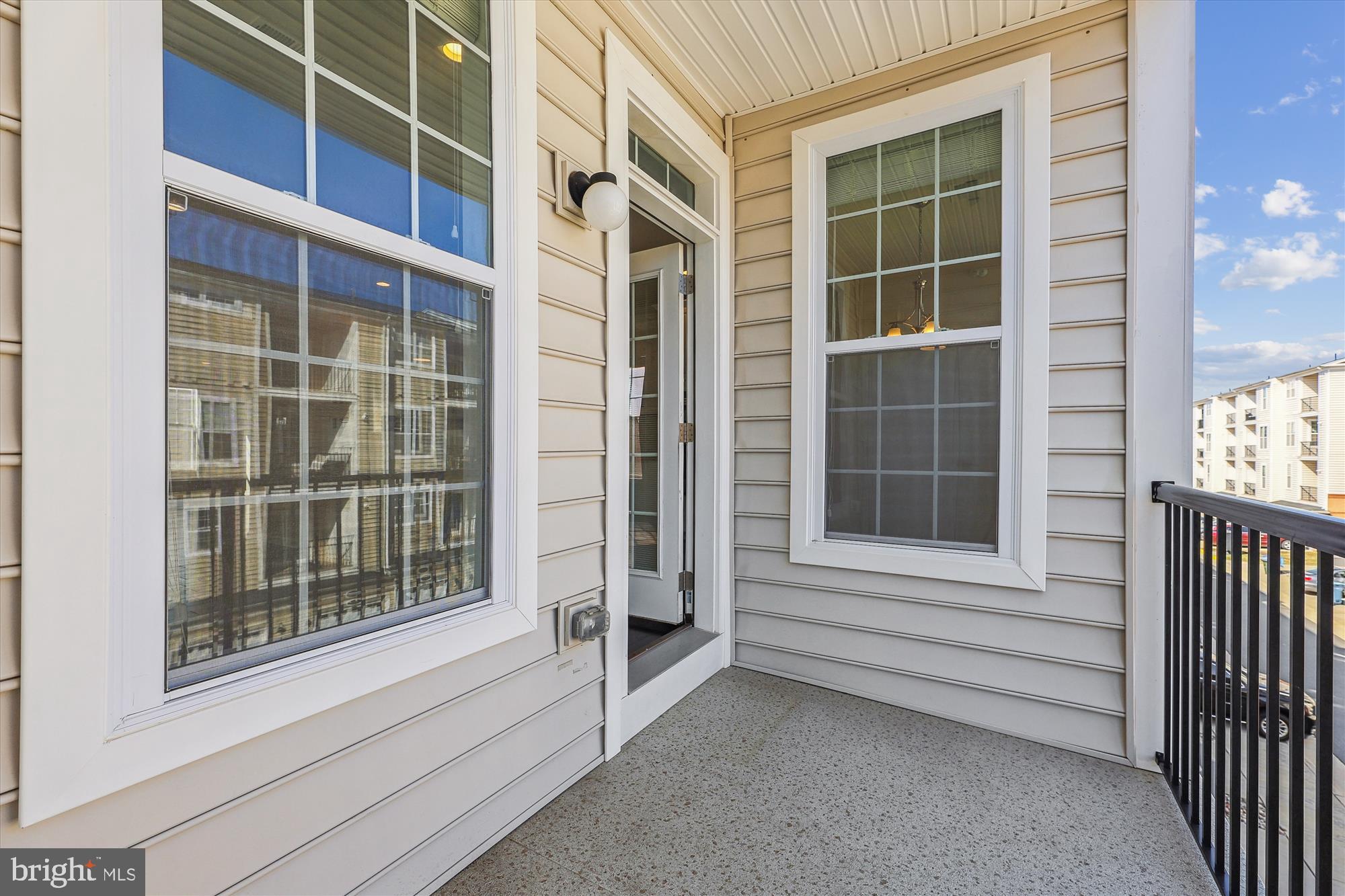 THE BUCKINGHAM AT LOUDOUN VALLEY - Residential