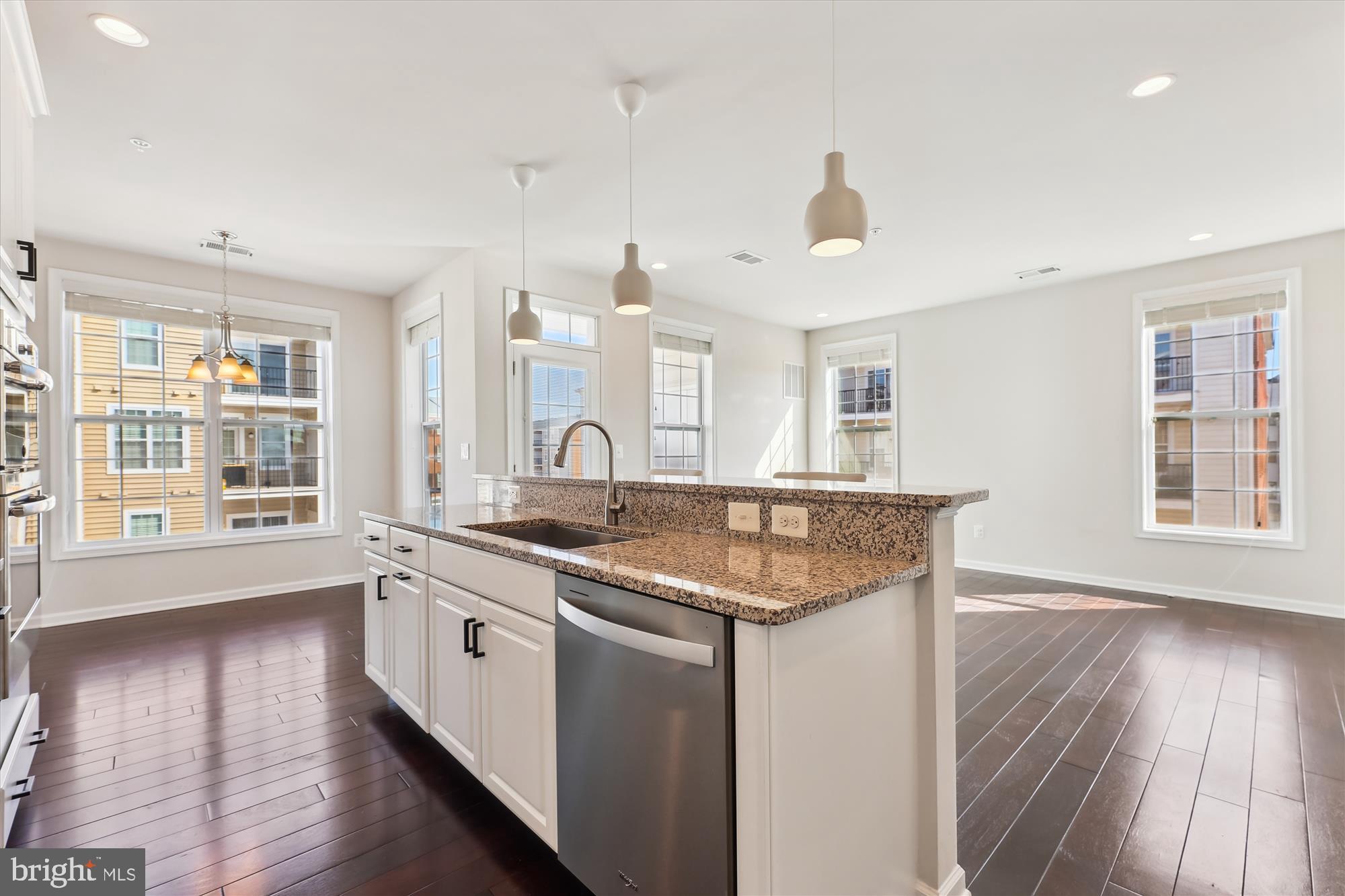 THE BUCKINGHAM AT LOUDOUN VALLEY - Residential