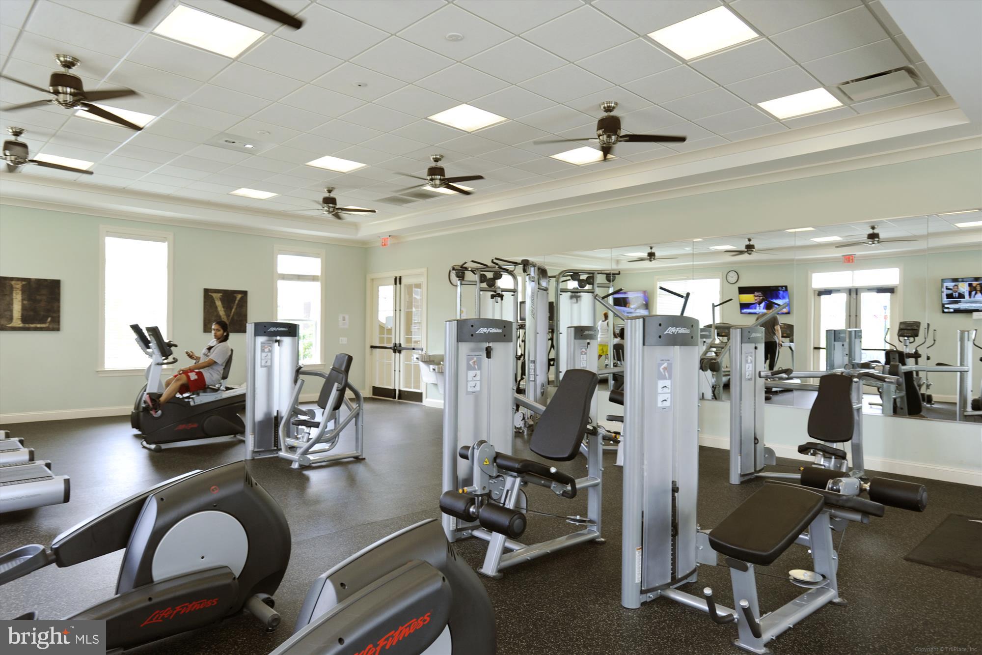 THE BUCKINGHAM AT LOUDOUN VALLEY - Residential