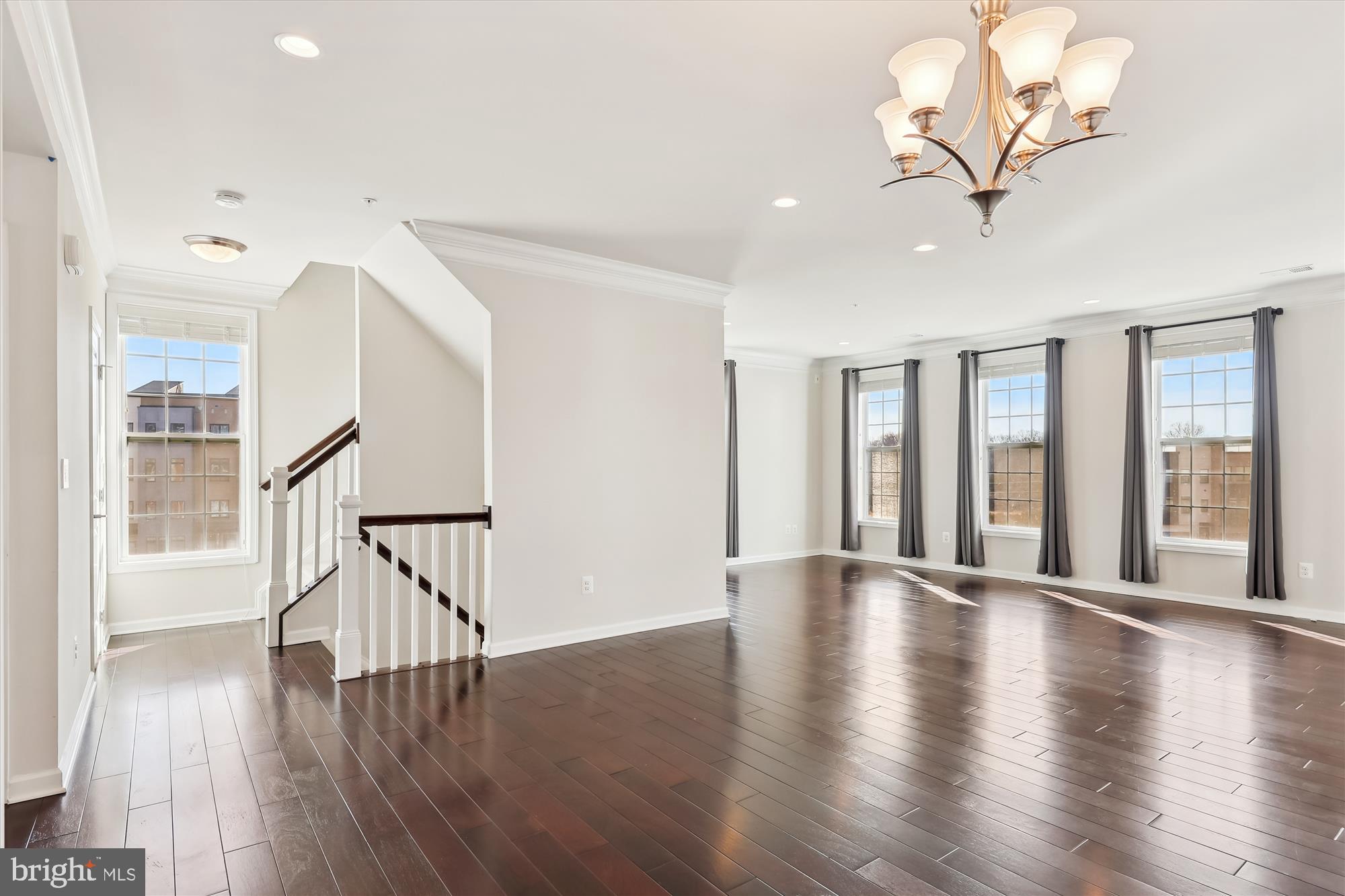 THE BUCKINGHAM AT LOUDOUN VALLEY - Residential