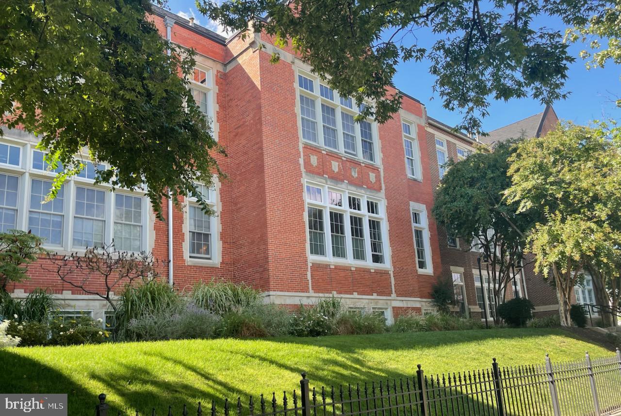 440 12TH STREET NE 210