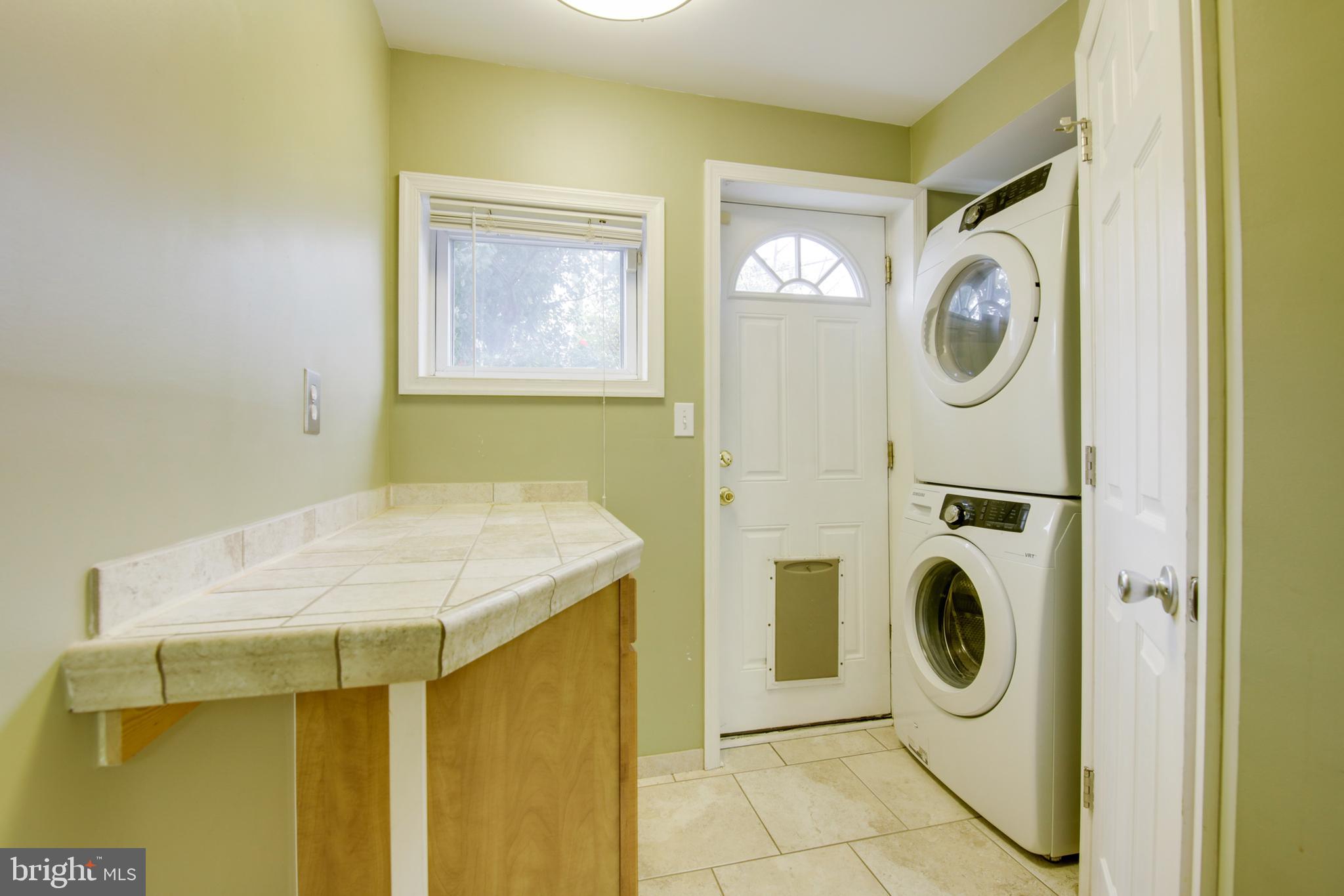 HIGHLANDTOWN - Residential