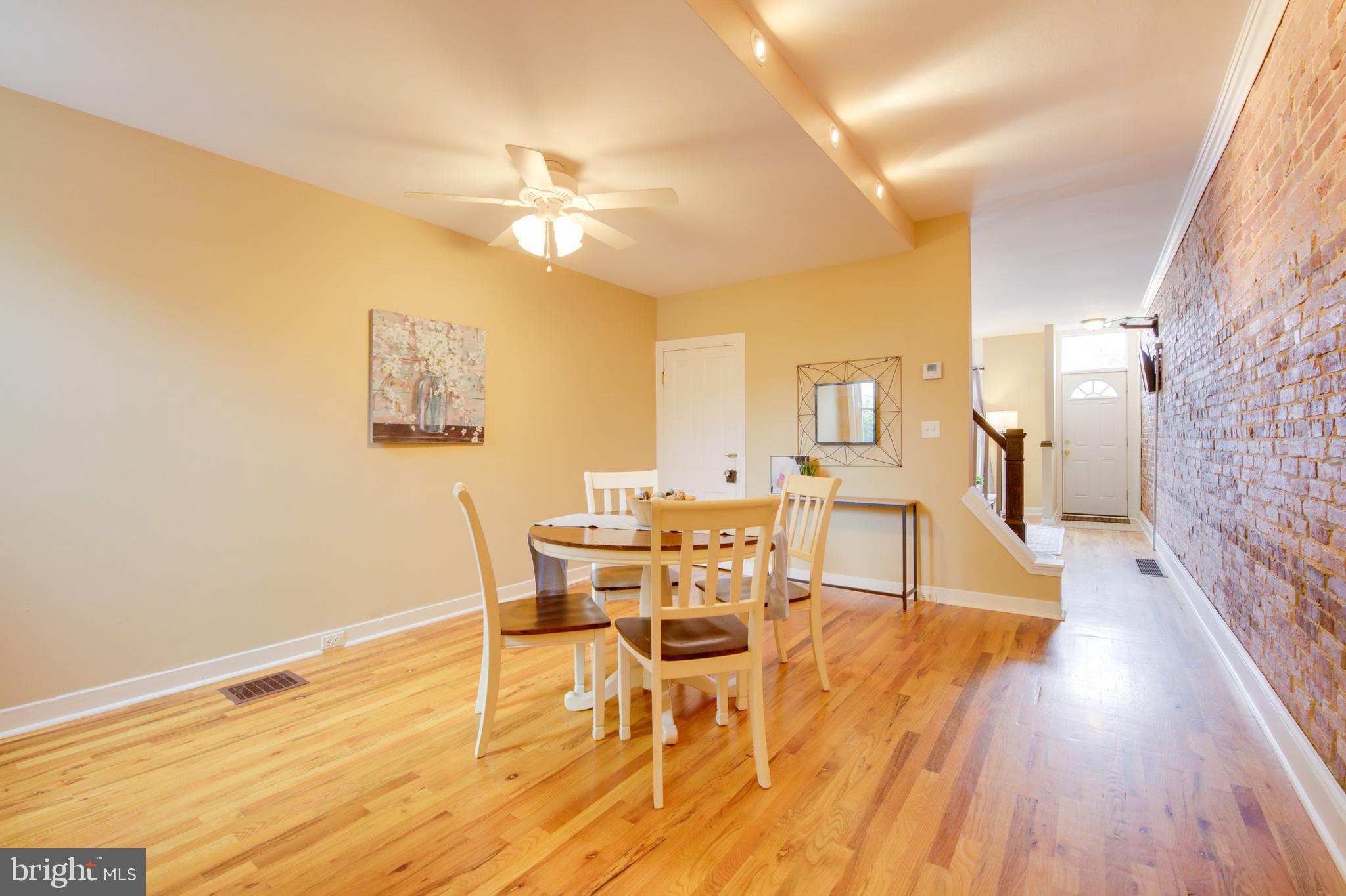 HIGHLANDTOWN - Residential