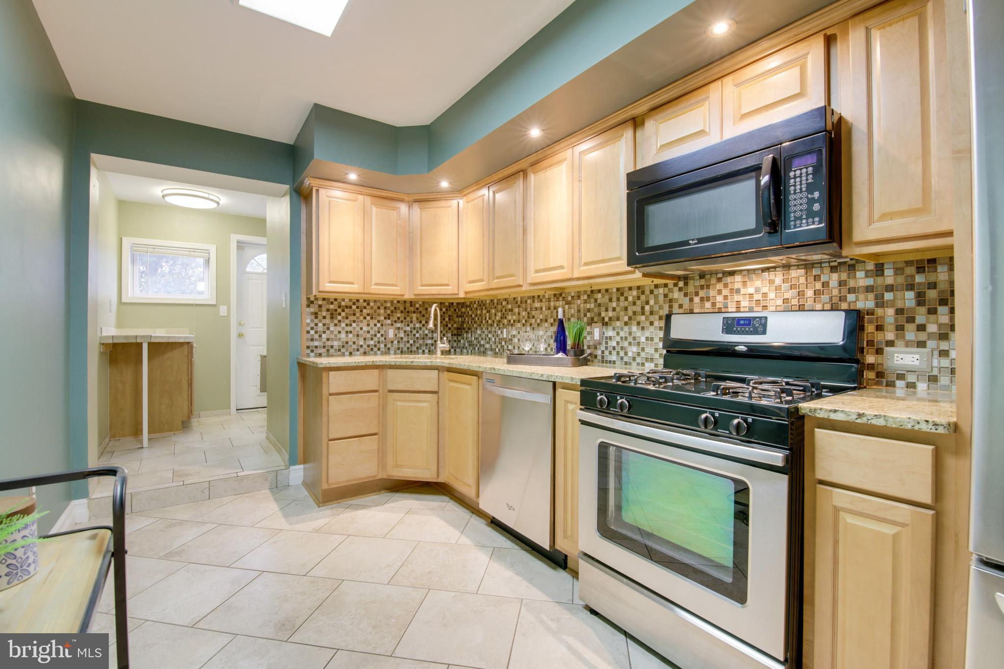 HIGHLANDTOWN - Residential