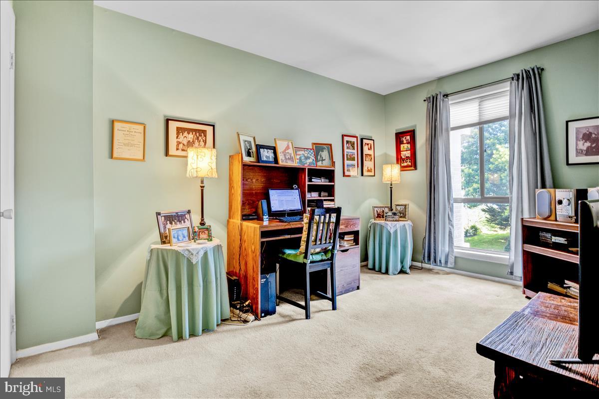 WALNUT GROVE - Residential