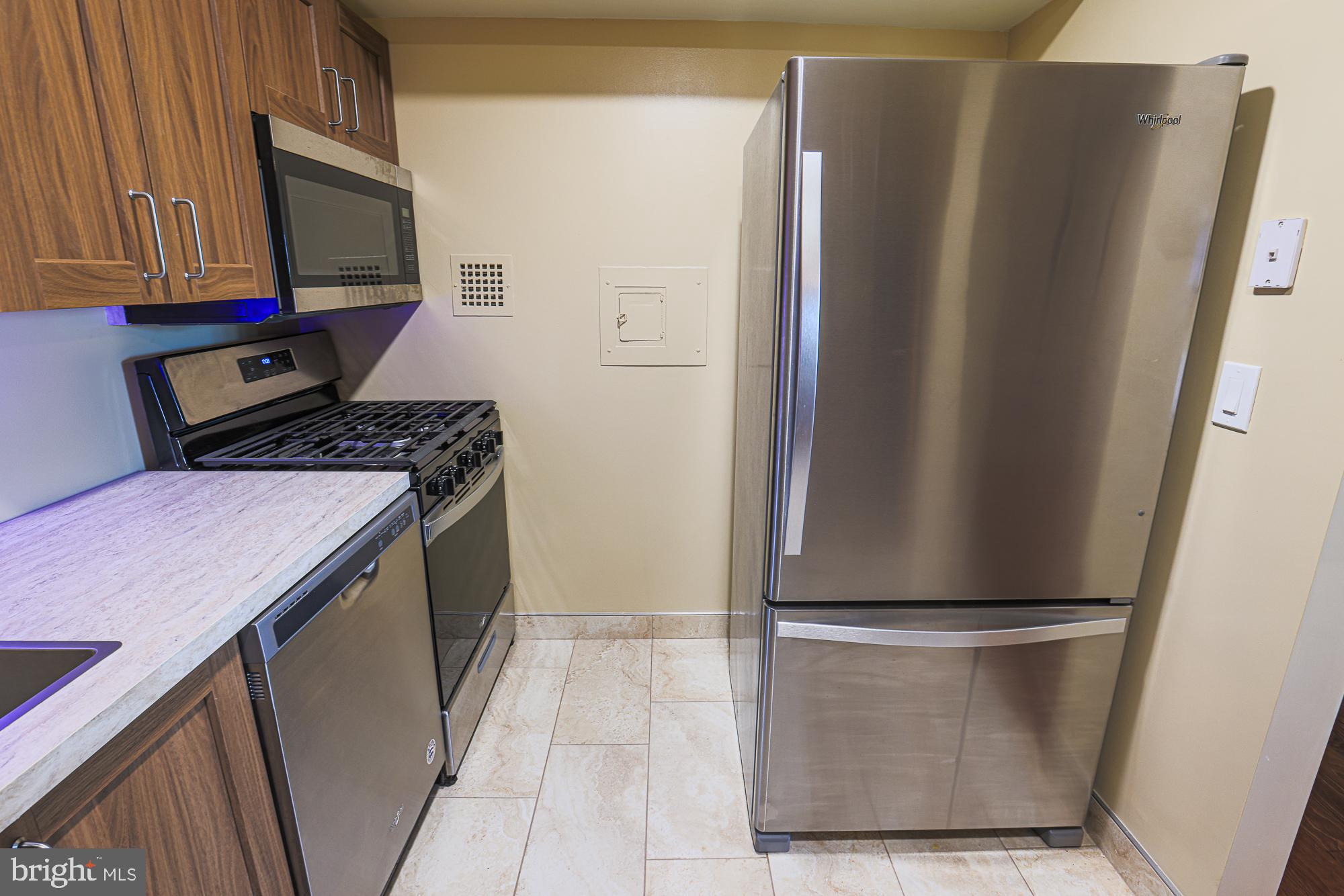 CONCORD HOUSE CONDOMINIUMS - Residential