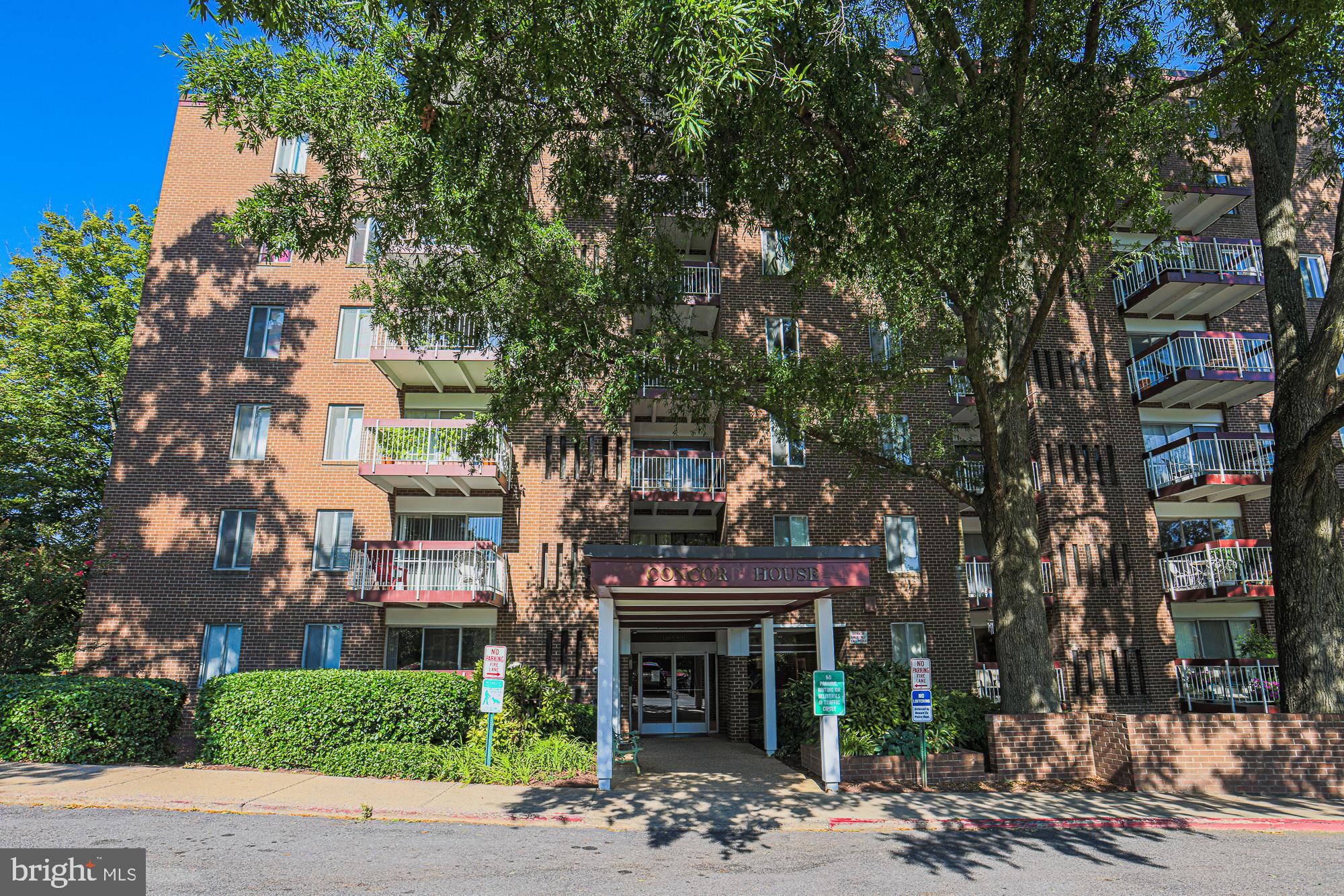 CONCORD HOUSE CONDOMINIUMS - Residential