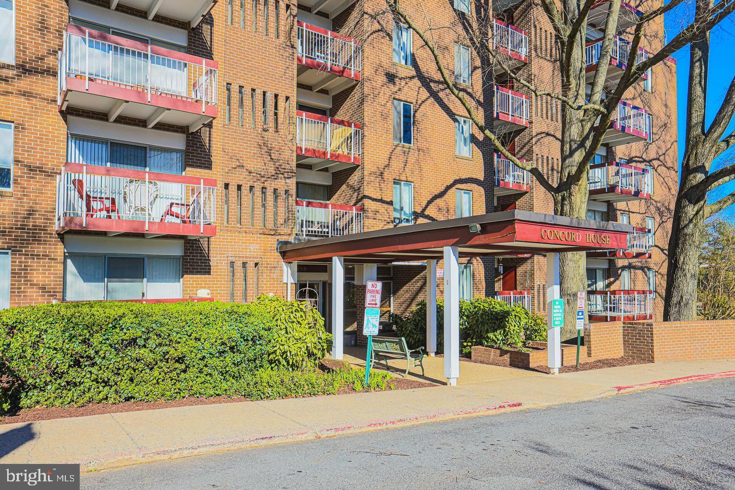 CONCORD HOUSE CONDOMINIUMS - Residential