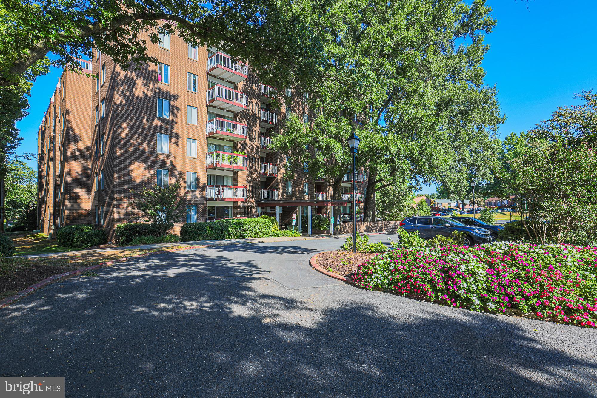 CONCORD HOUSE CONDOMINIUMS - Residential