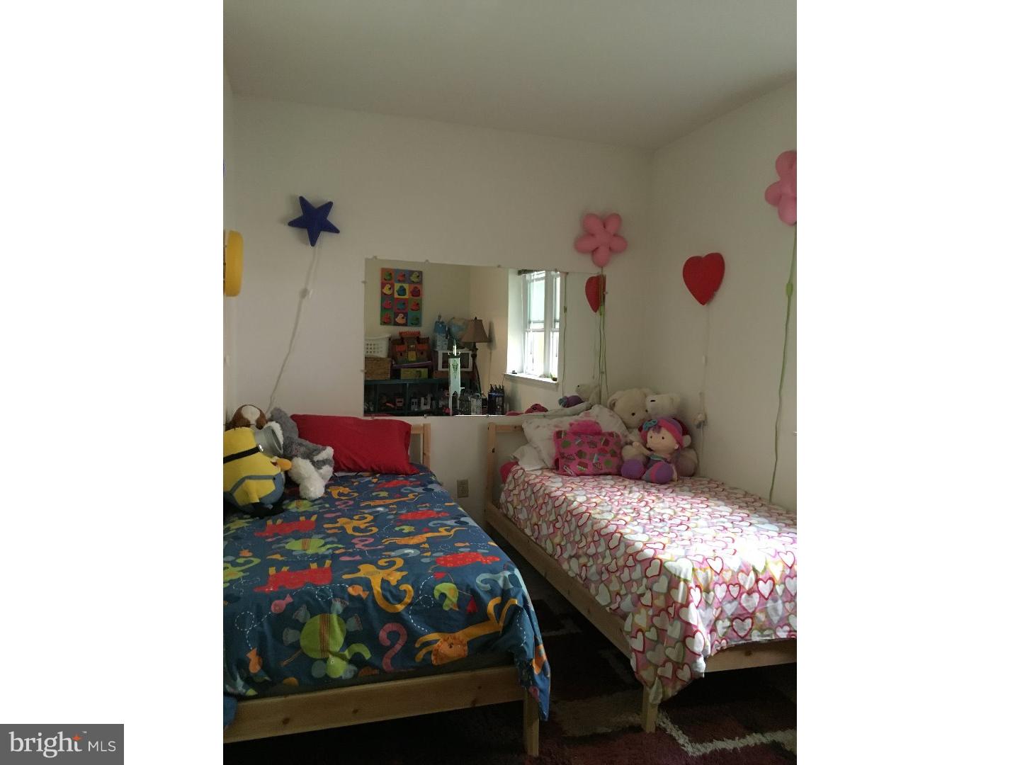 CHURCHILL COURT - Residential