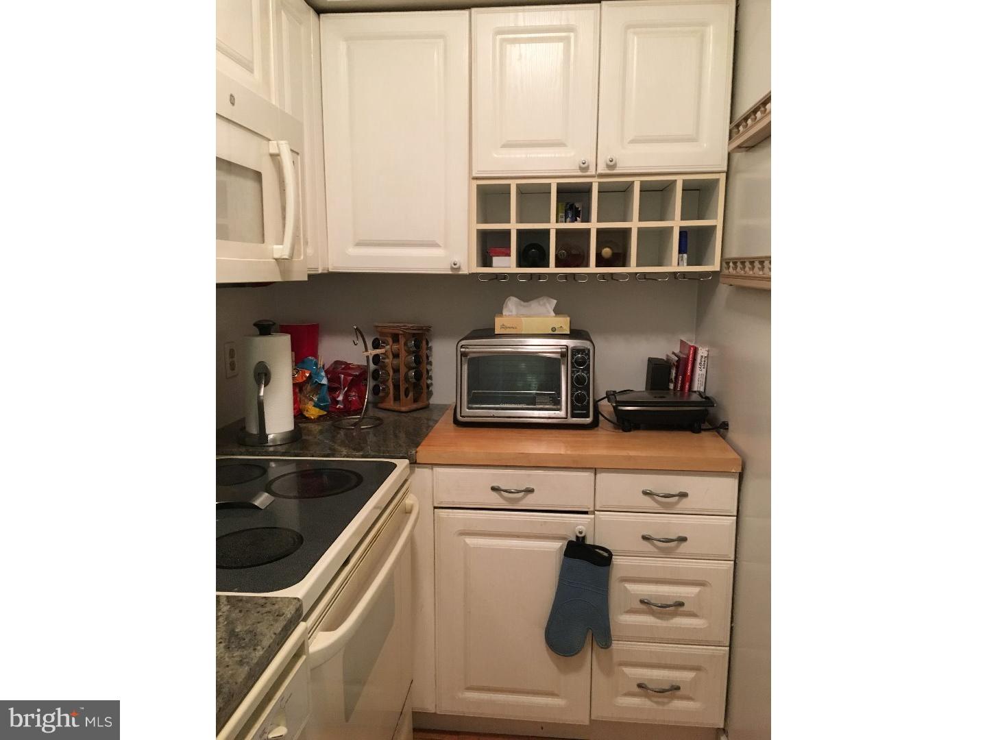 CHURCHILL COURT - Residential