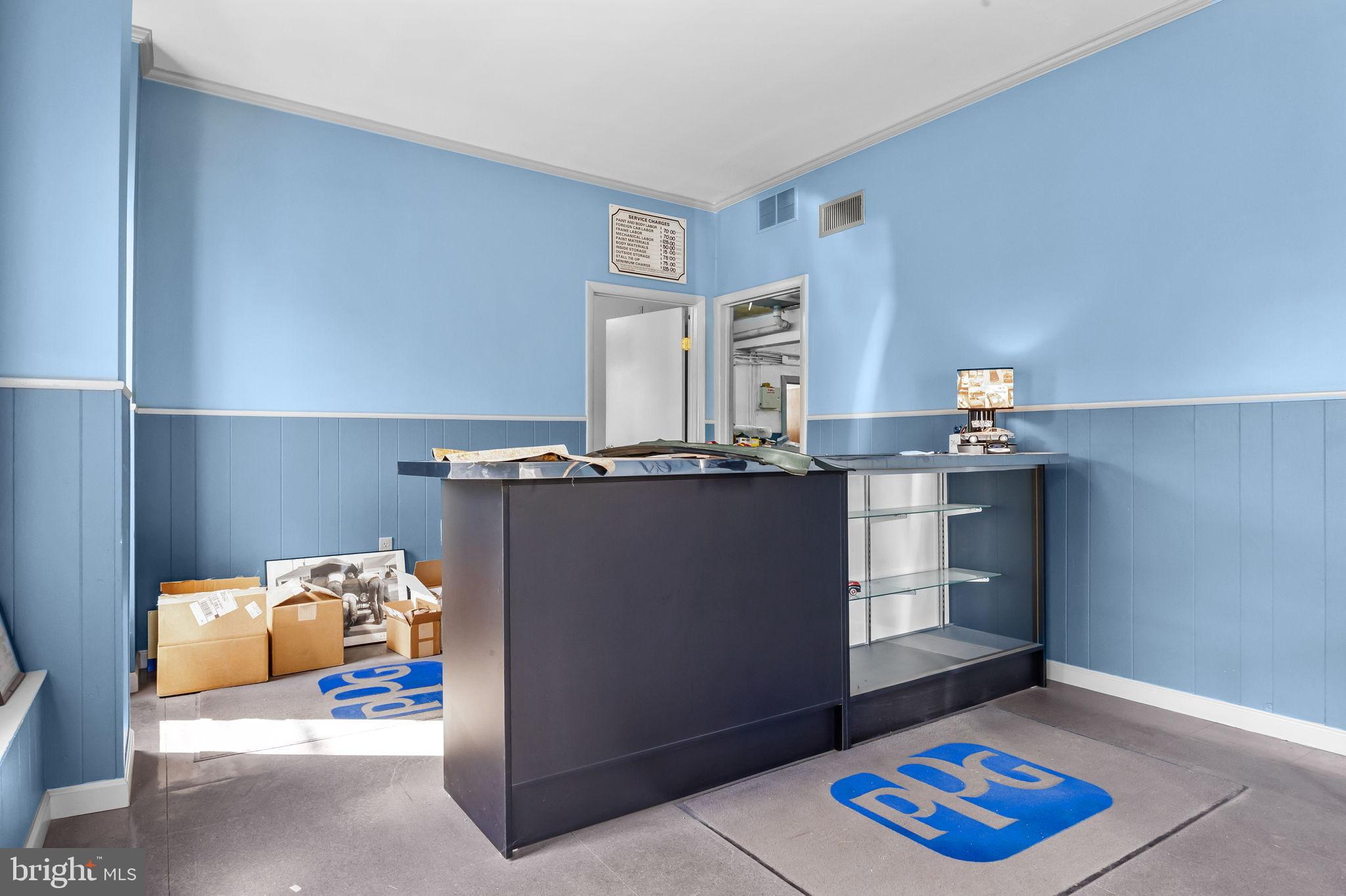 2271 E FARRAGUT AVENUE