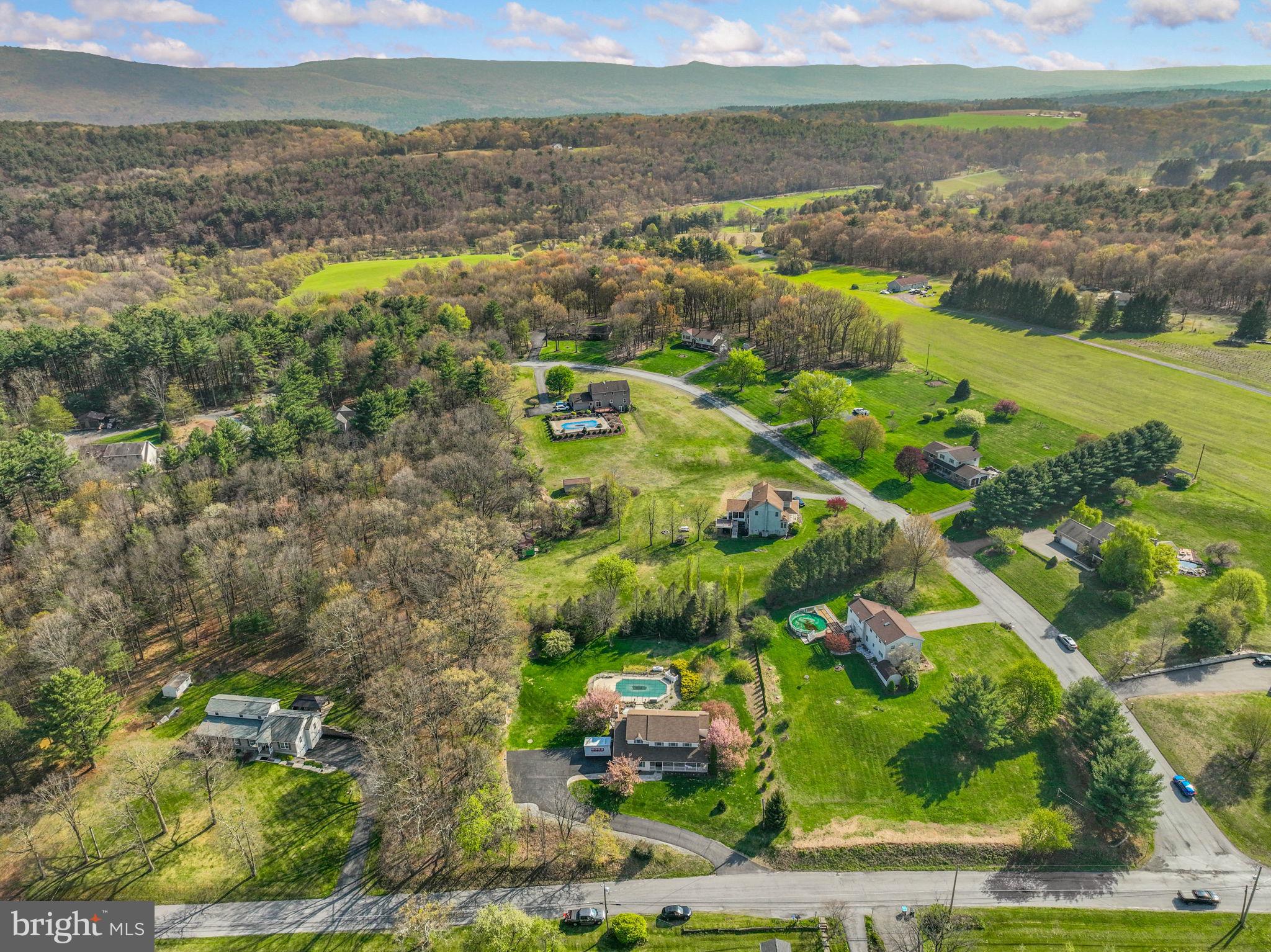 1145 UPPER NIS HOLLOW DRIVE