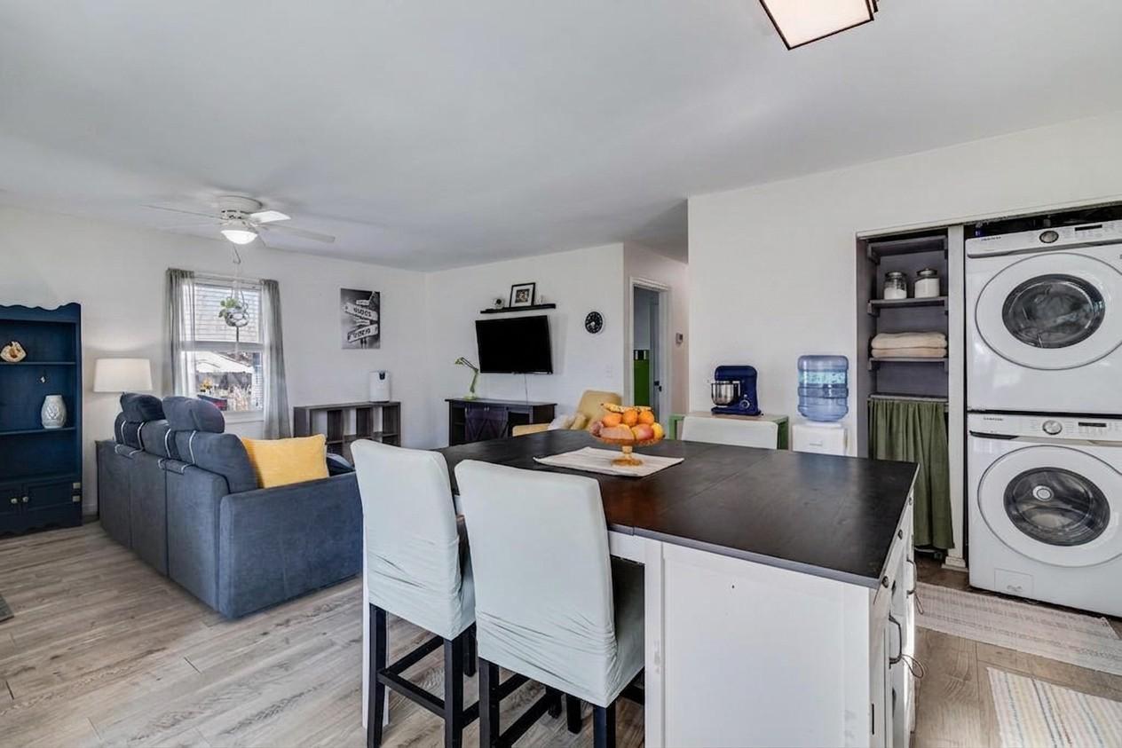 WHITE SANDS - Residential