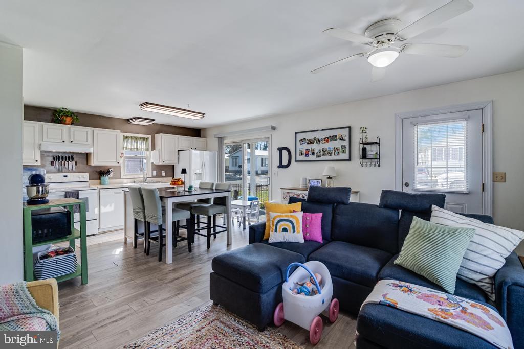 WHITE SANDS - Residential