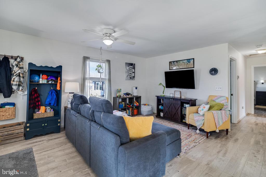 WHITE SANDS - Residential