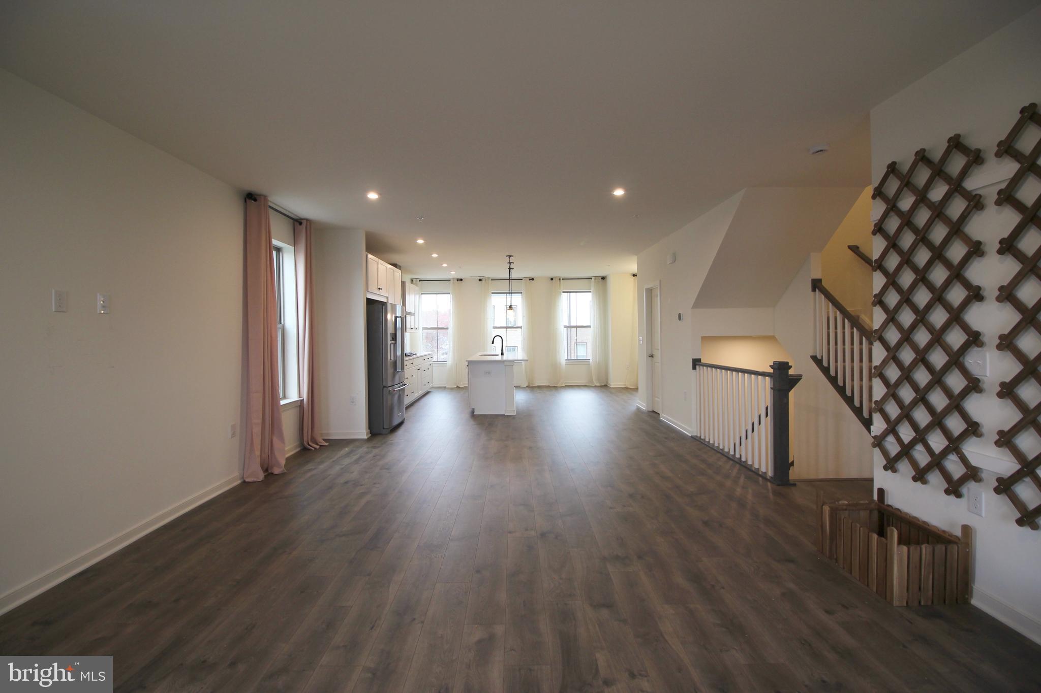 REGAL CHASE - Residential Lease