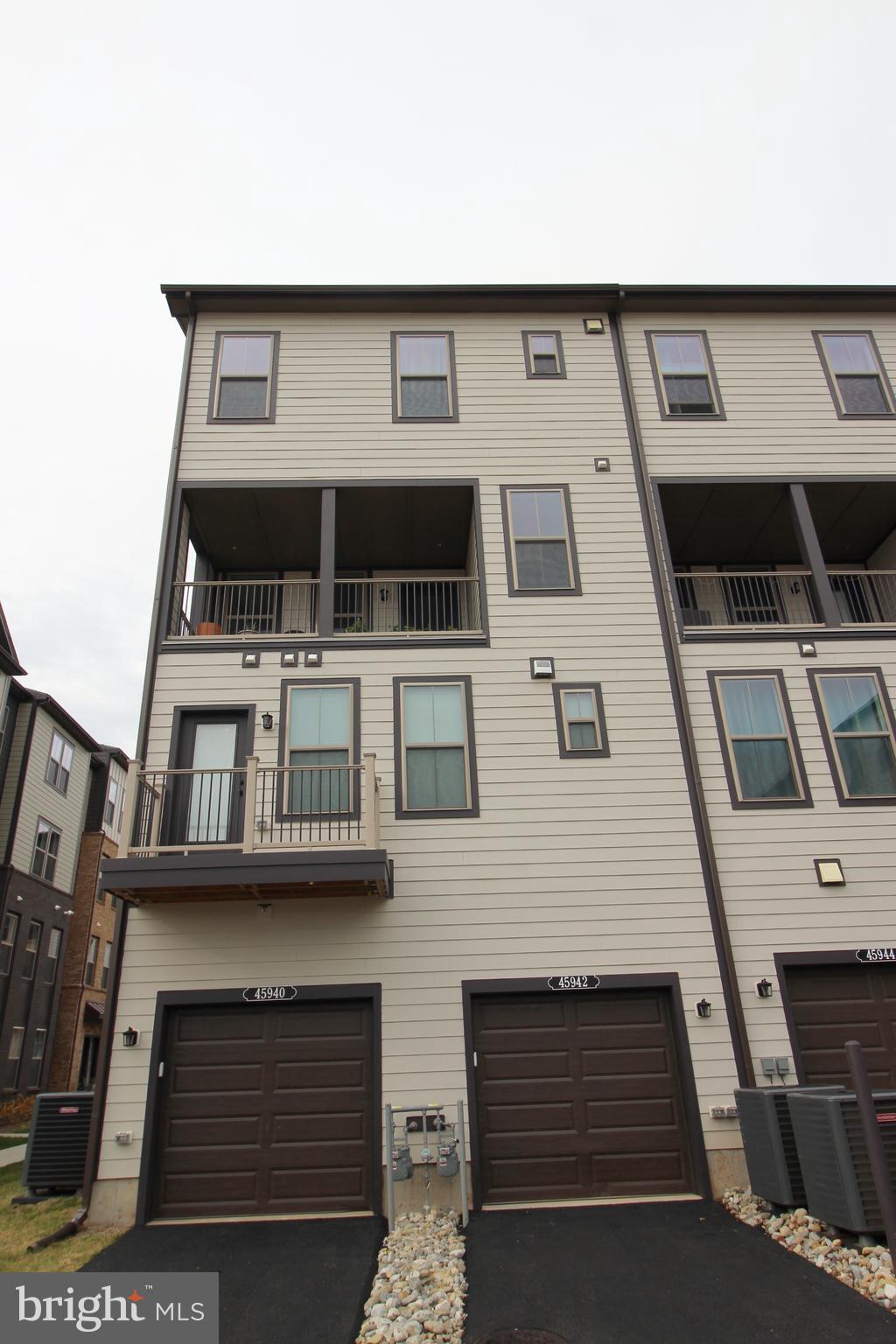 REGAL CHASE - Residential Lease