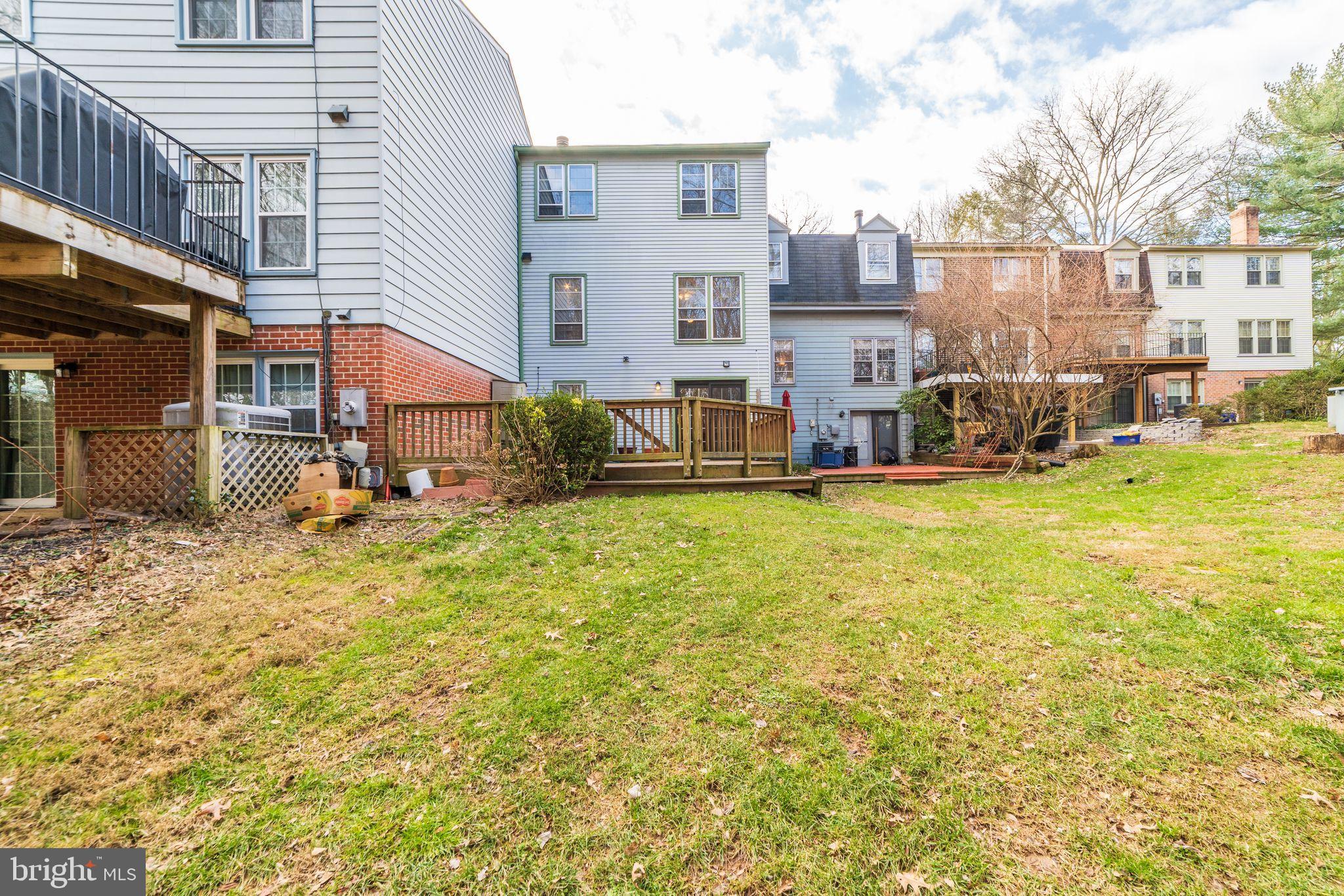 RESTON - Residential