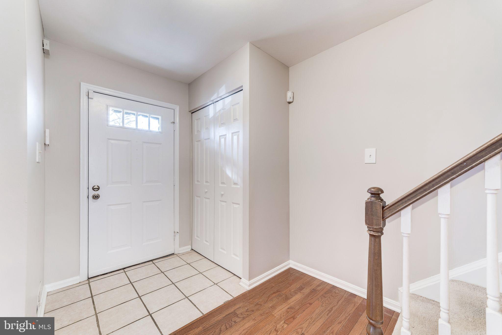 RESTON - Residential