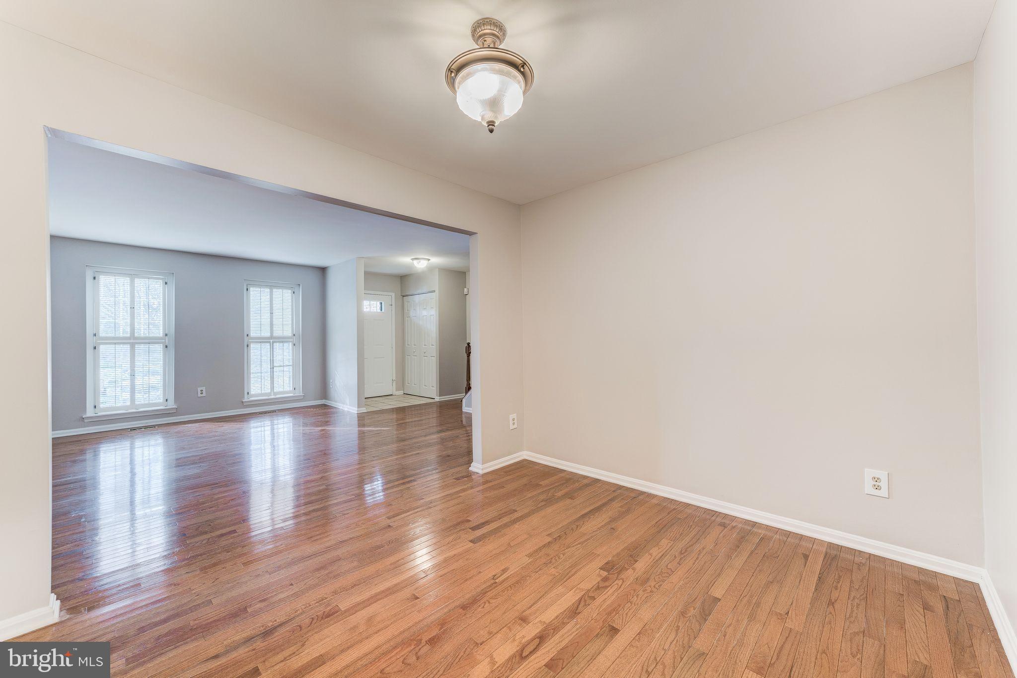 RESTON - Residential