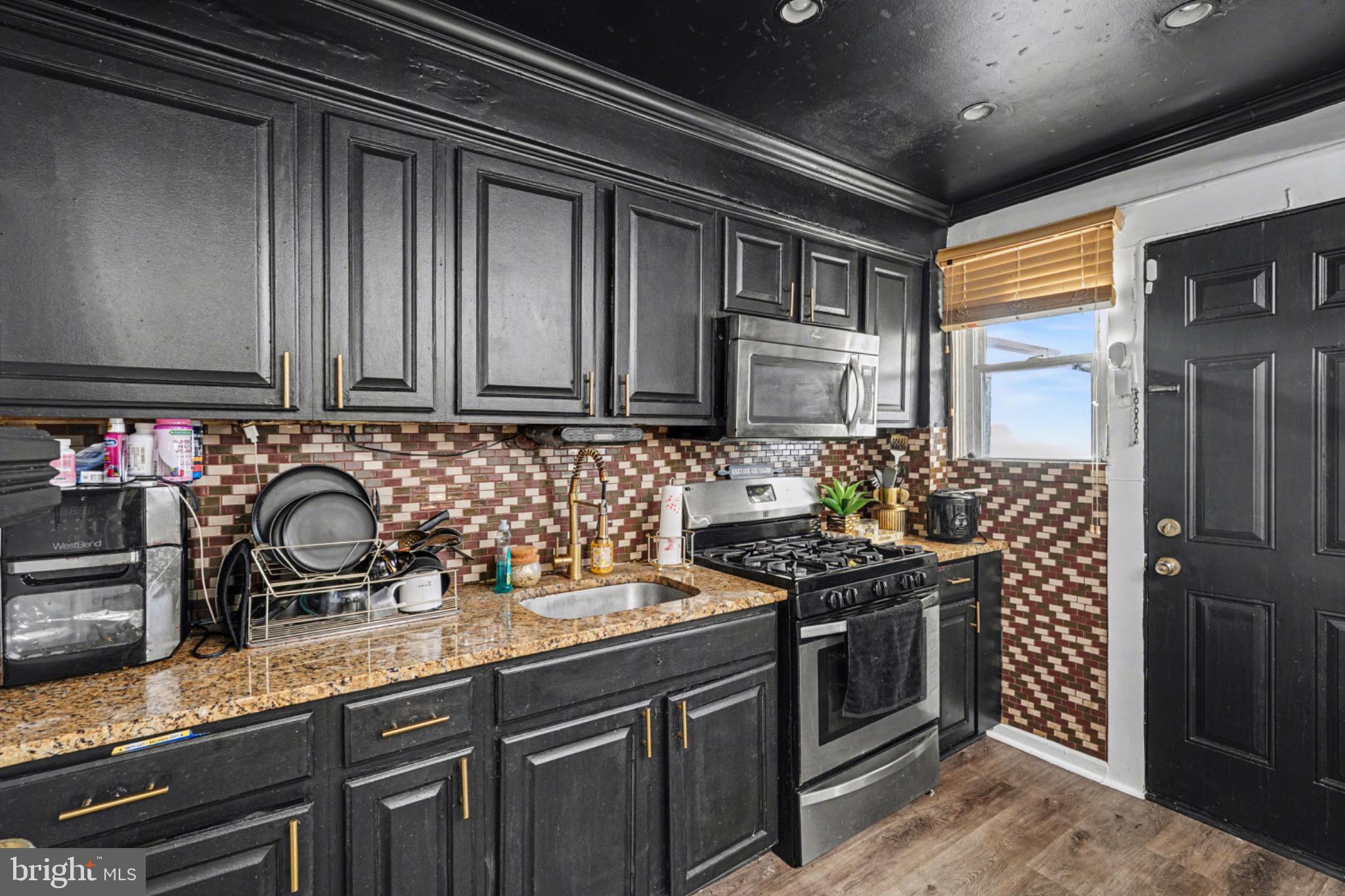 BROOKLYN - Residential