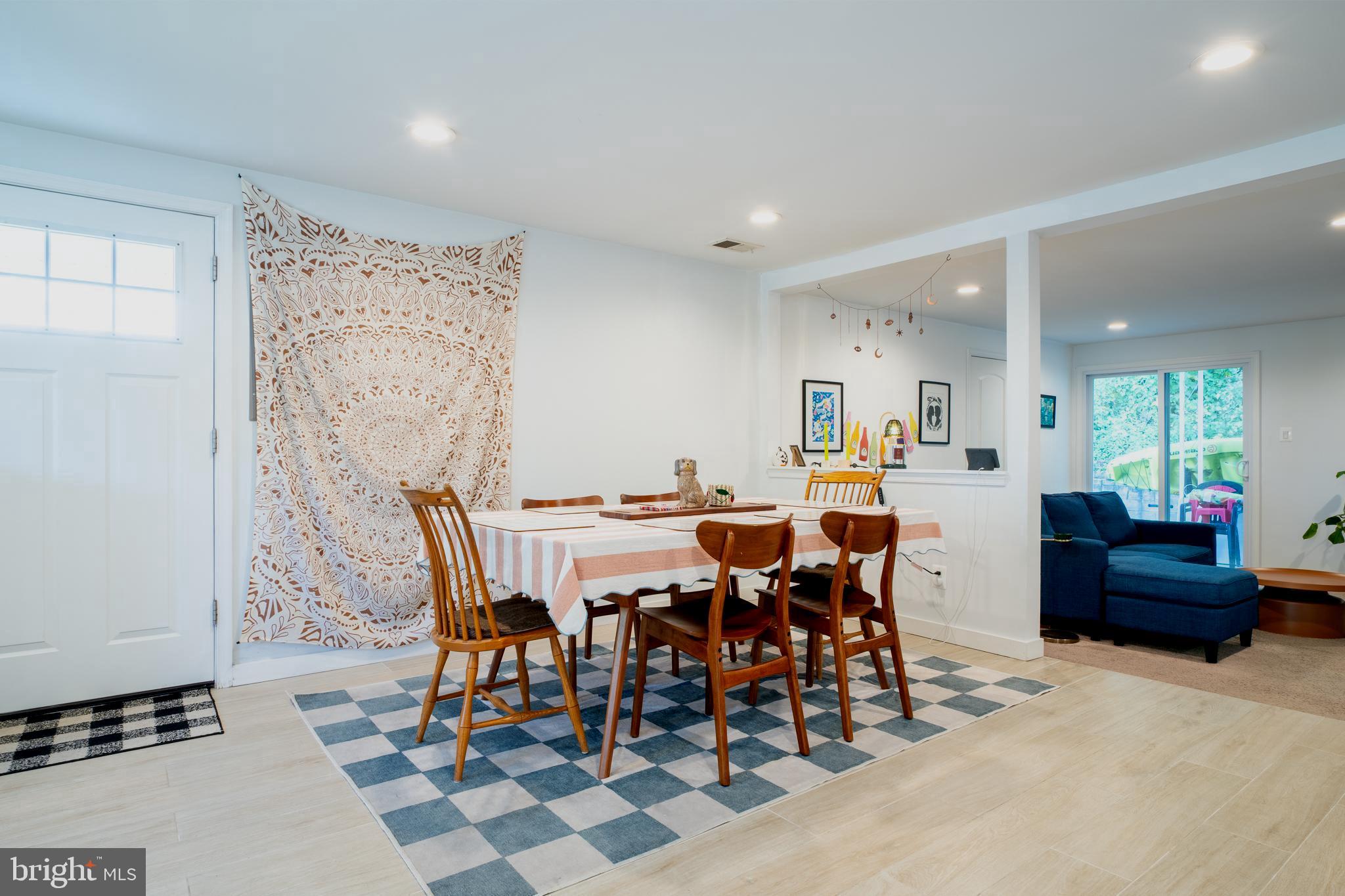 LANDSDOWNE - Residential