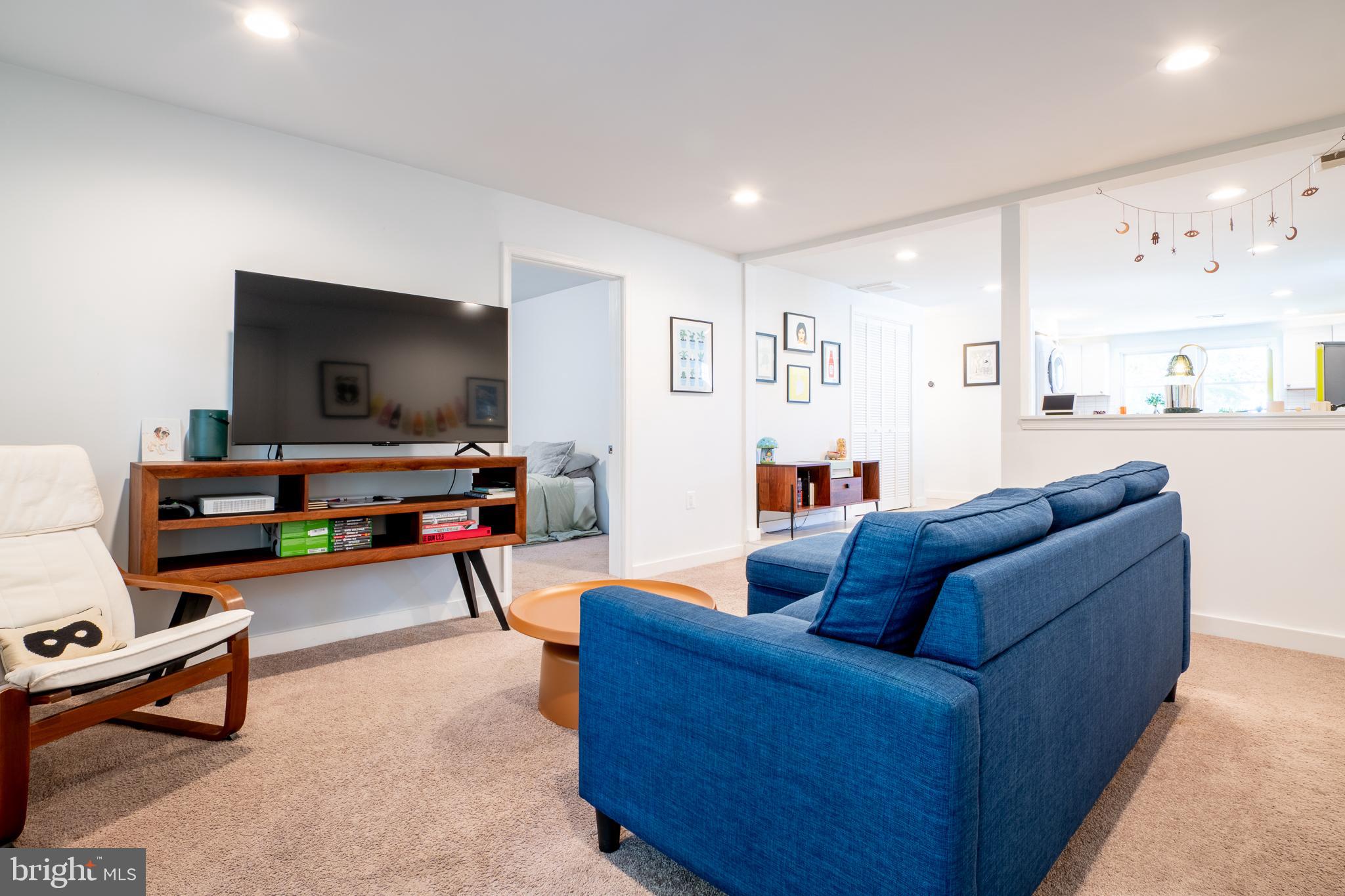 LANDSDOWNE - Residential