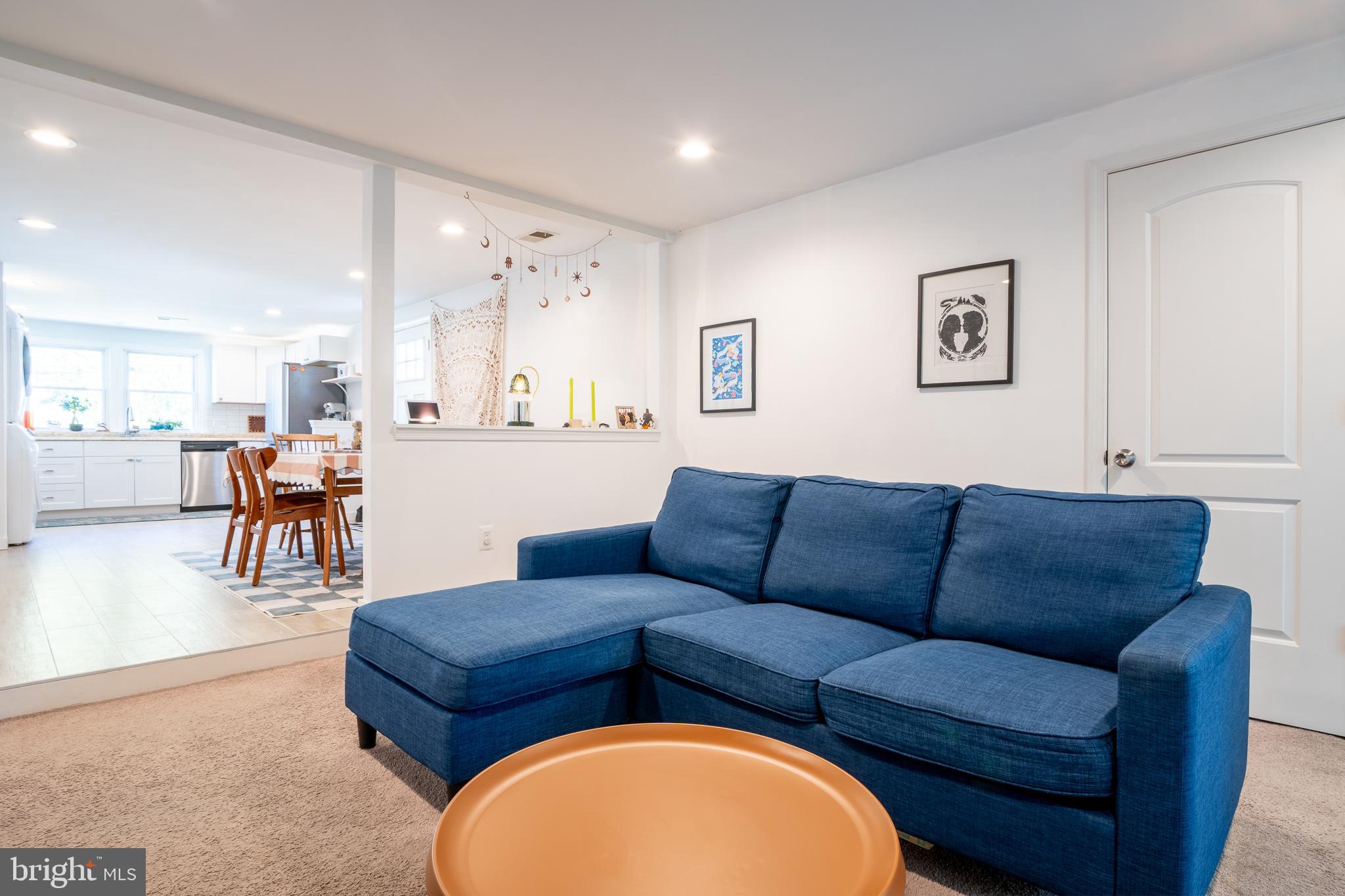 LANDSDOWNE - Residential