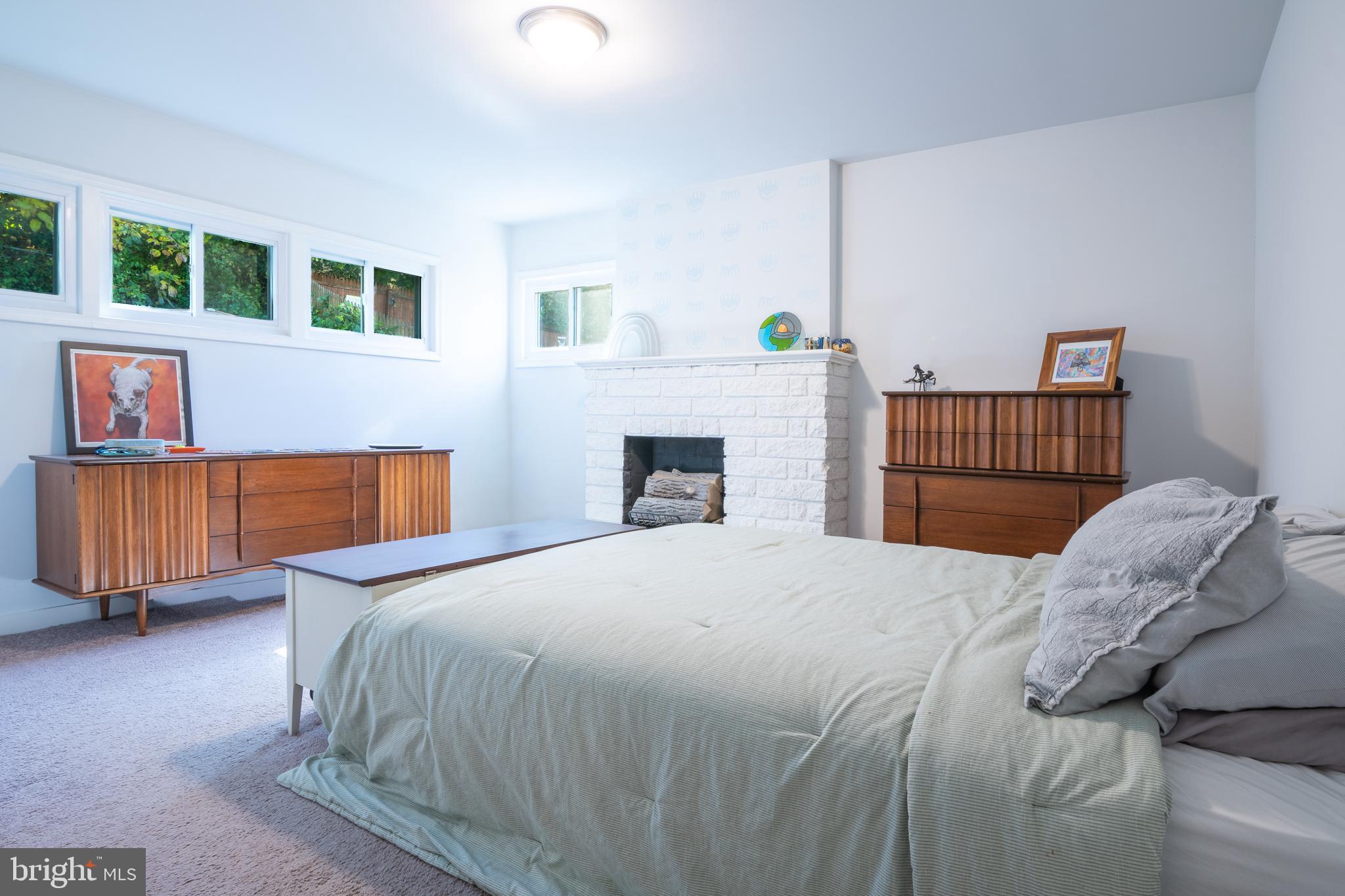 LANDSDOWNE - Residential