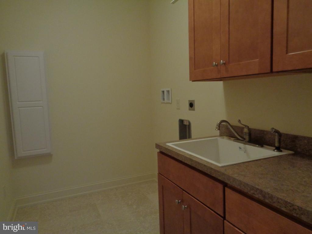 TANGLEWOOD GOLF COURSE - Residential