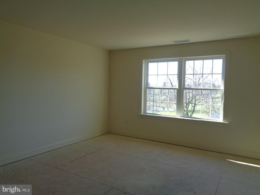 TANGLEWOOD GOLF COURSE - Residential