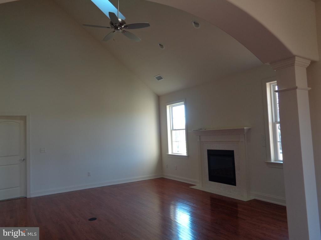 TANGLEWOOD GOLF COURSE - Residential