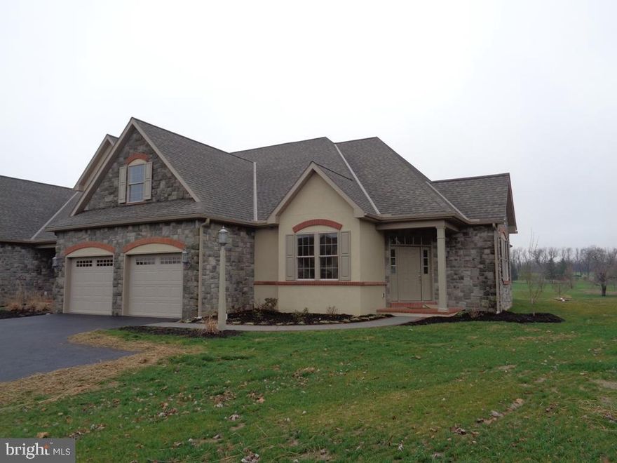 Great view overlooking #7 on Tanglewood Golf Course. Upscale condos, restrictions, one floor living, semi-detached villas. 4 Units remaining. Many, many upgrades. Unit 176 under construction with basement.