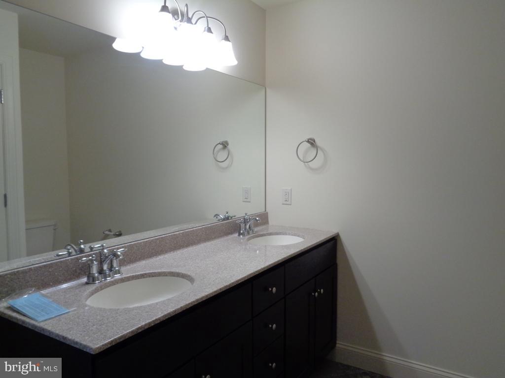 TANGLEWOOD GOLF COURSE - Residential