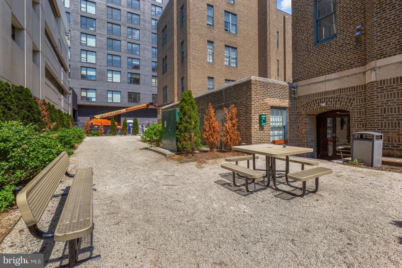 NORTHERN LIBERTIES - Residential Lease