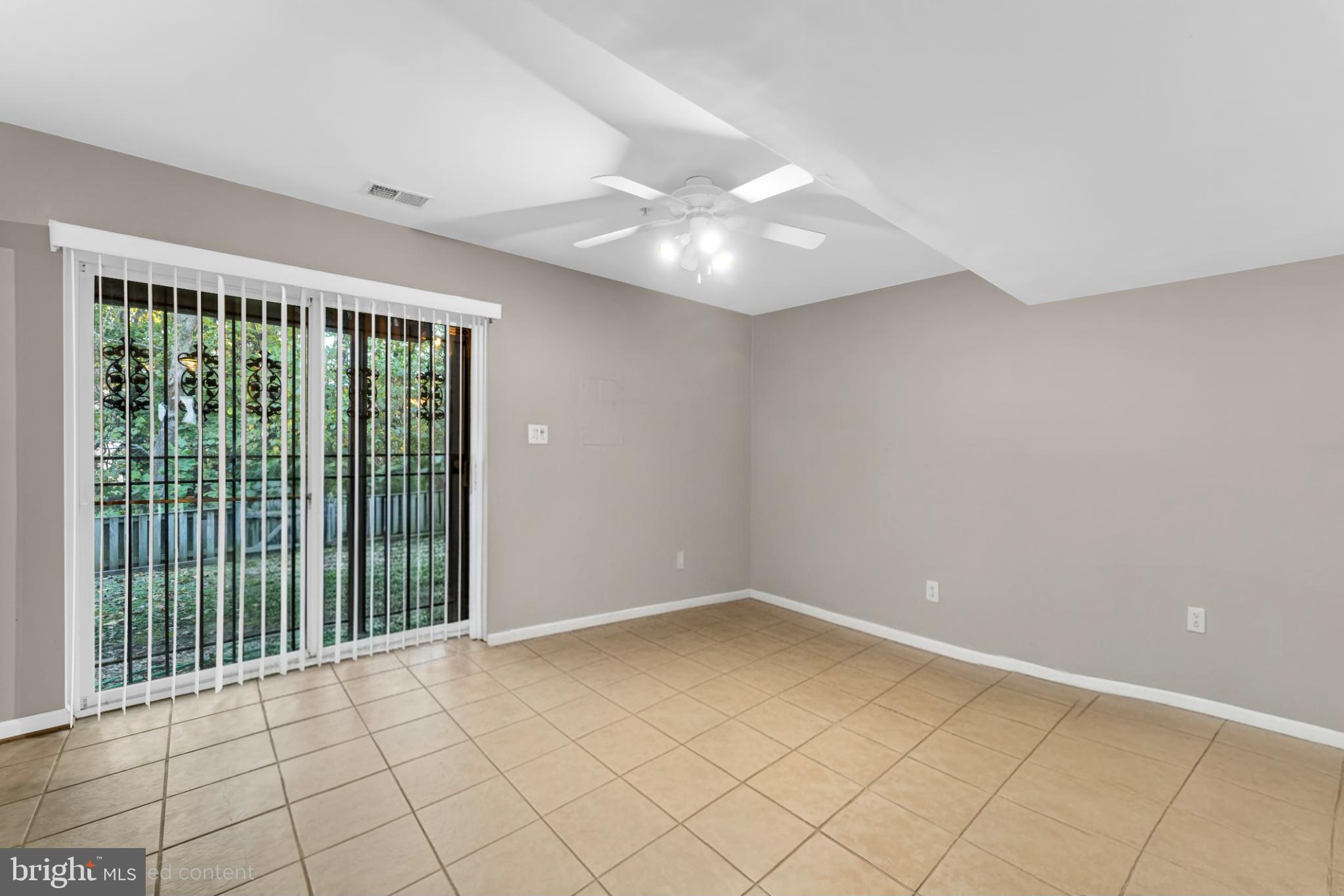 THE WOODYARD PLAT 1> - Residential