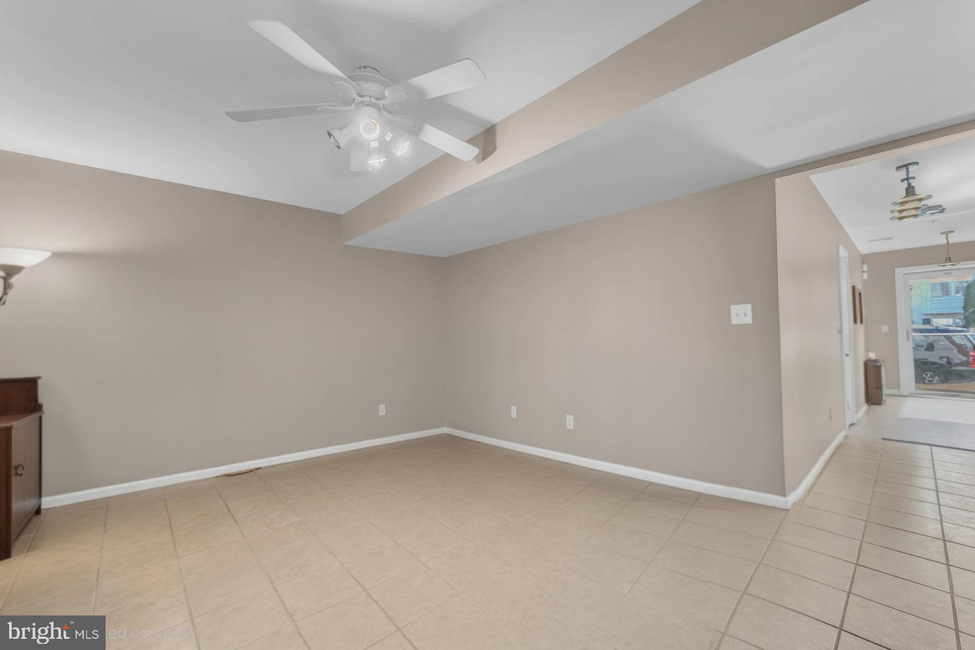 THE WOODYARD PLAT 1> - Residential