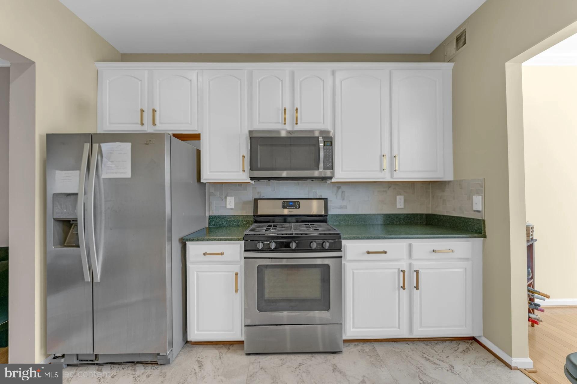 THE WOODYARD PLAT 1> - Residential