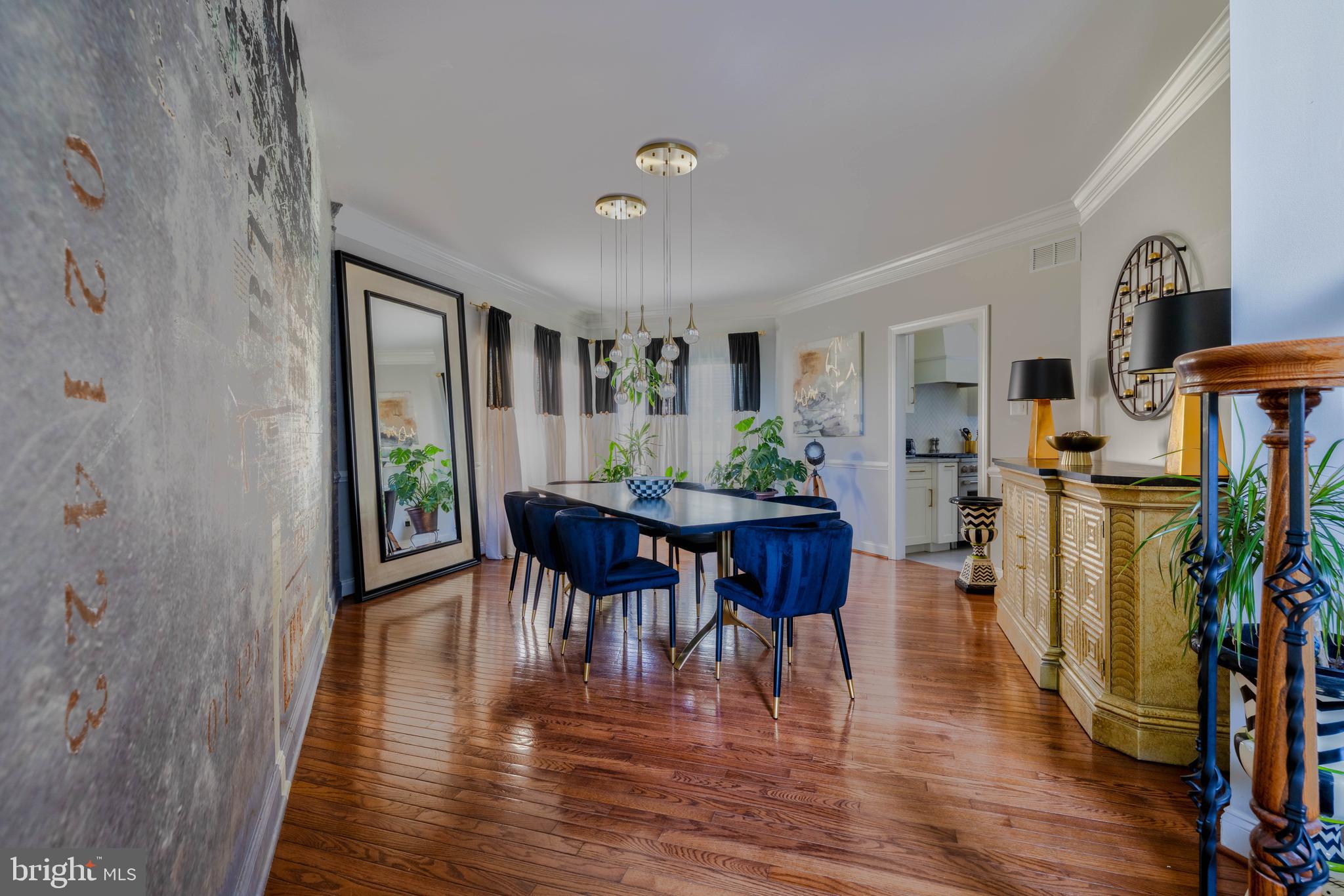 263 RIVERCREST DRIVE