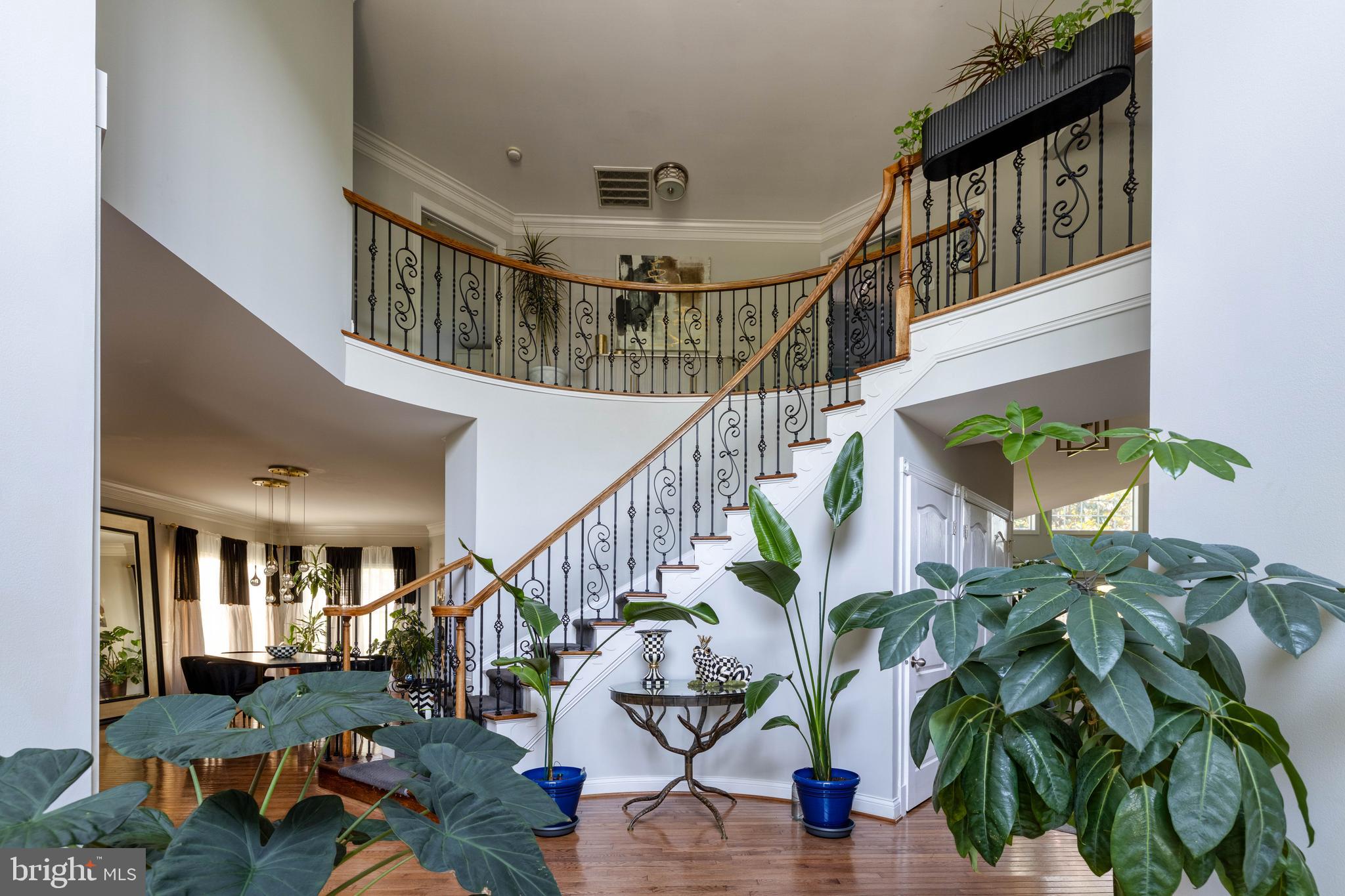 263 RIVERCREST DRIVE