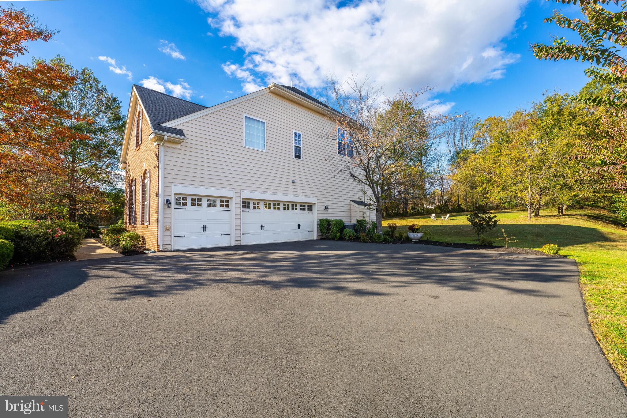 SPRINGS AT LENAH - Residential