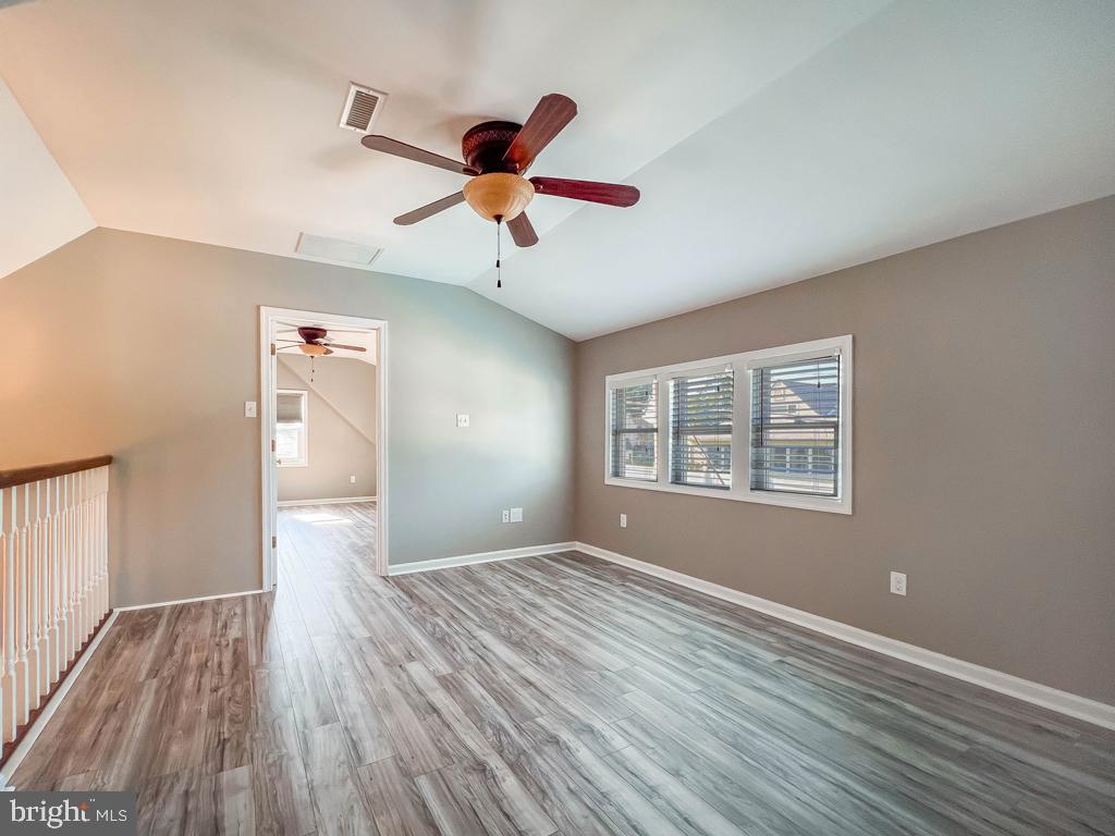 RED ROSE GATE - Residential