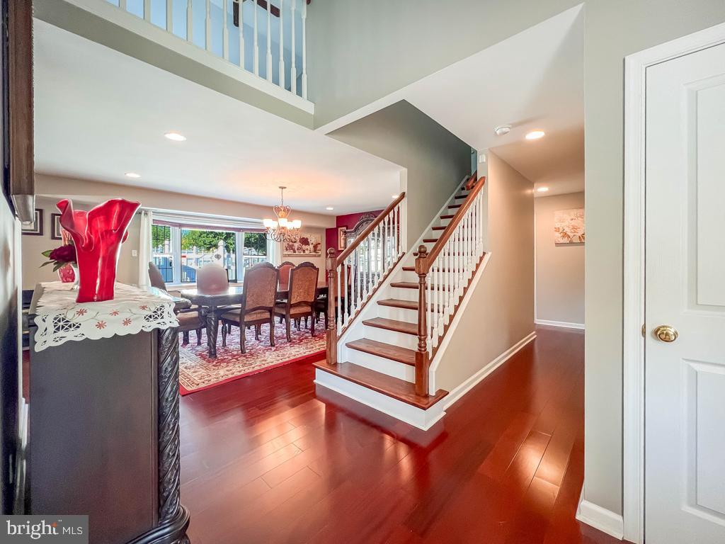 RED ROSE GATE - Residential