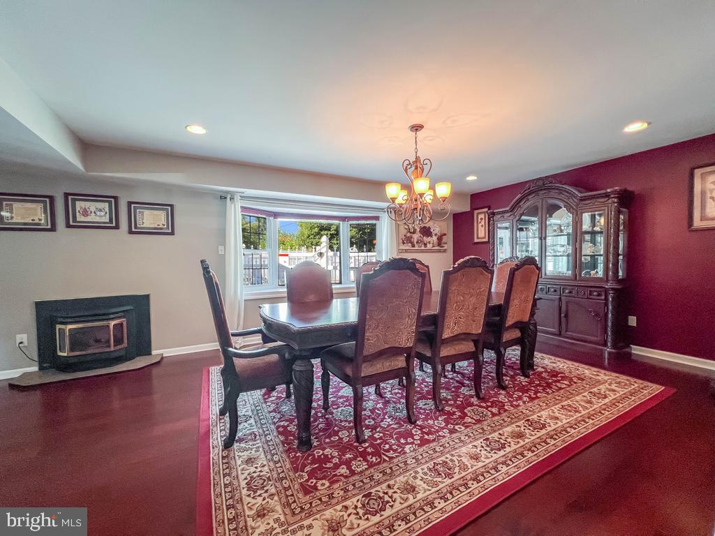 RED ROSE GATE - Residential