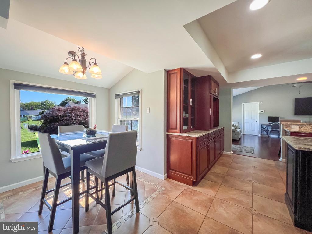 RED ROSE GATE - Residential