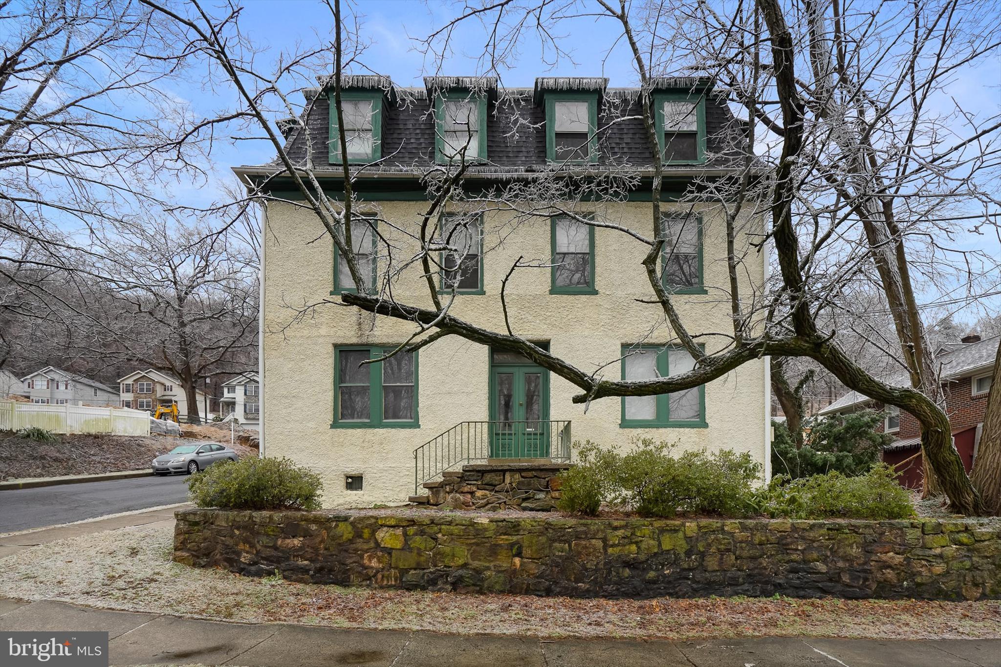 300 FRIEDENSBURG ROAD