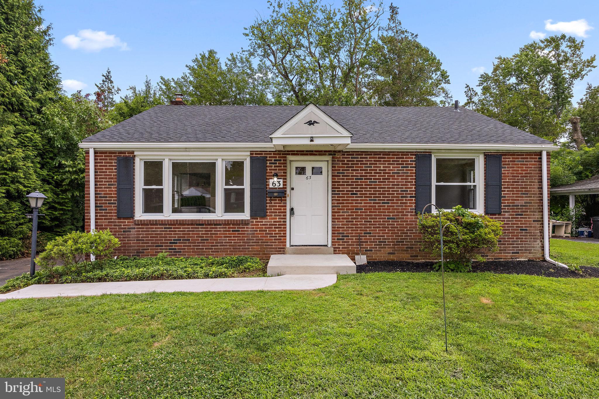 Who wouldn't want a full rehabbed house in Marple Newtown School District! This 3 bed 2 bathroom home is over 1700 sq feet of living. Come check out the the finished basement with remodeled bathrooms and kitchen. A screened in back porch with a private backyard and shed give this home all the amenities buyers are looing for. To finish off this rehab, we replaced the roof to provide peace of mind to potential buyers.