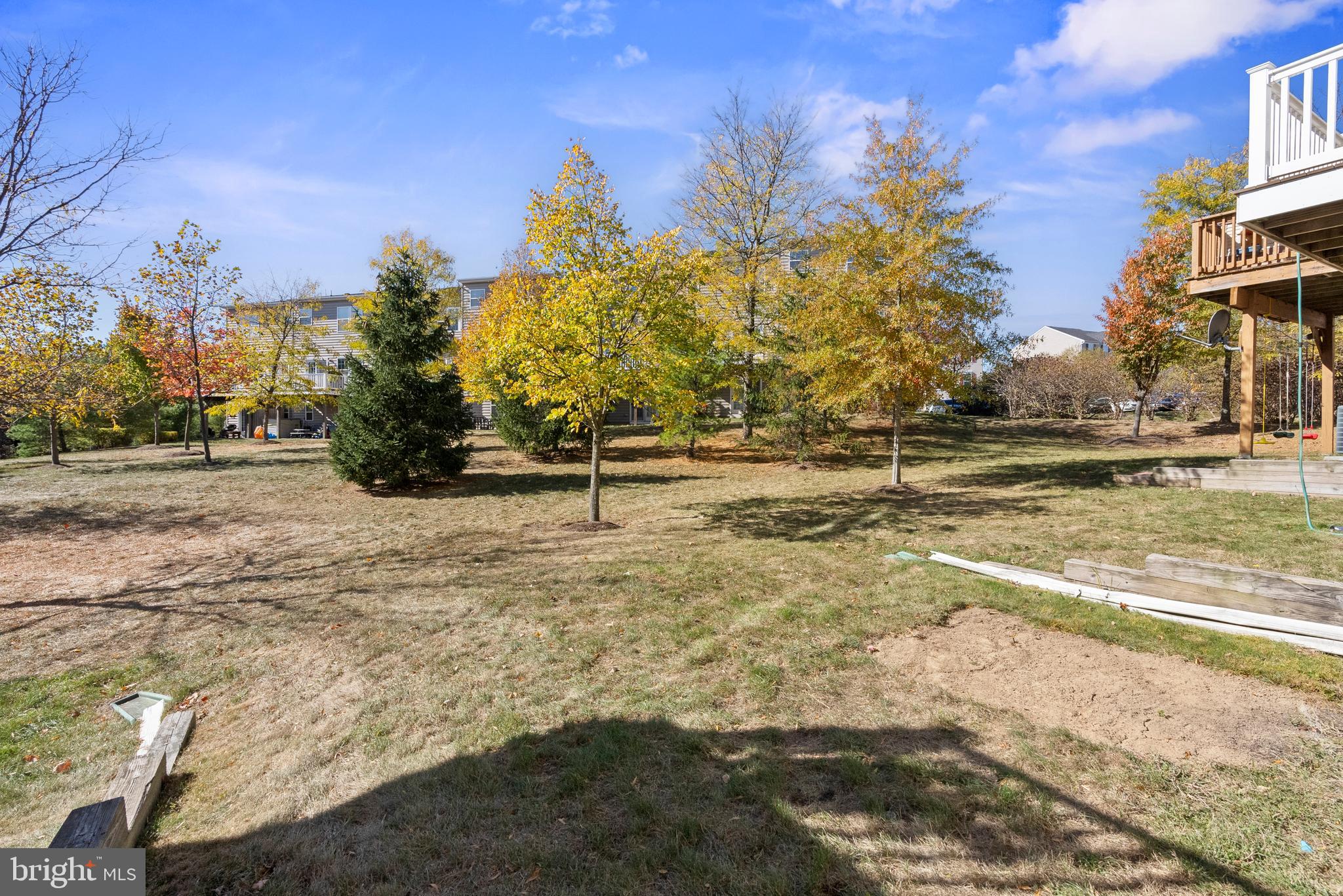 HIGHVIEW AT MONTGOME - Residential Lease