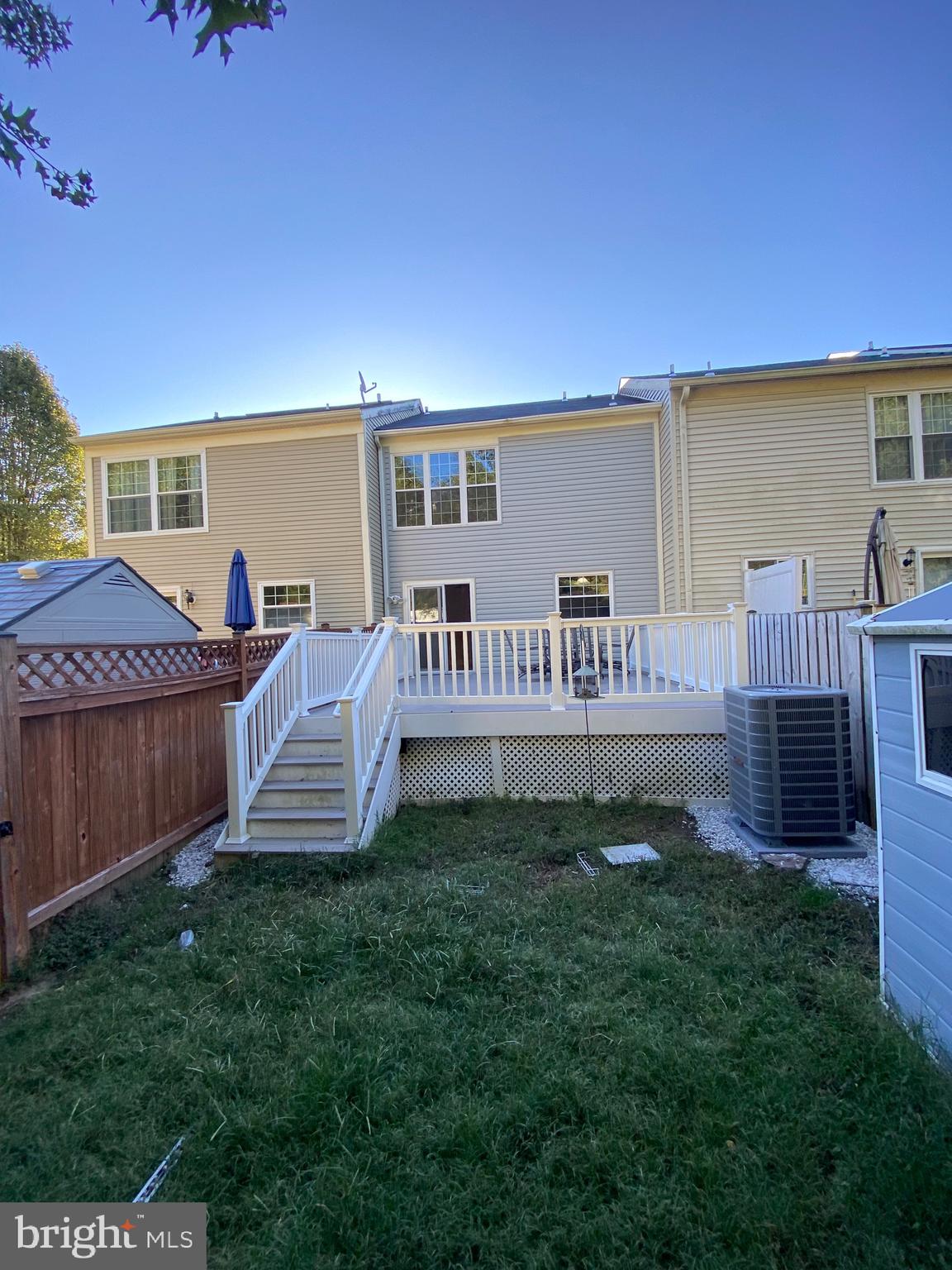 VILLAGE OF THOMAS RUN - Residential Lease
